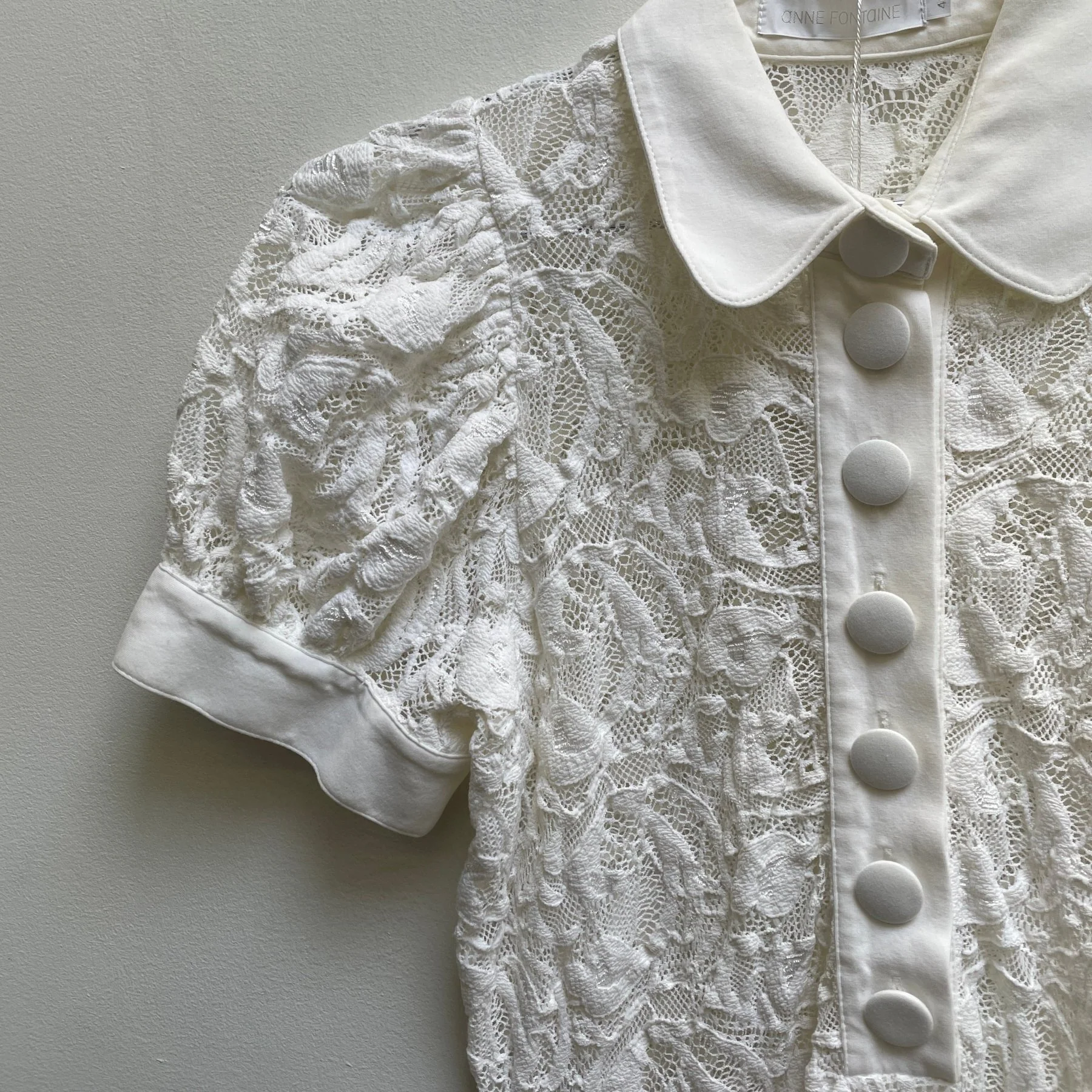 00s Anne Fontaine Lace Puff Sleeve Polo - Image 4