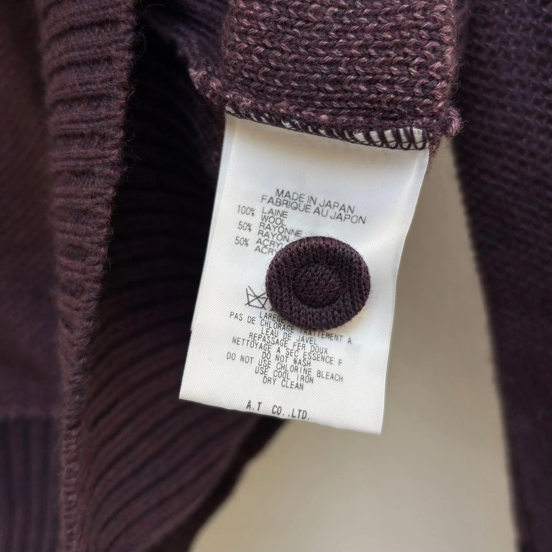 00s Atsuro Tayama Wool Knit Cropped Cardigan - Image 11