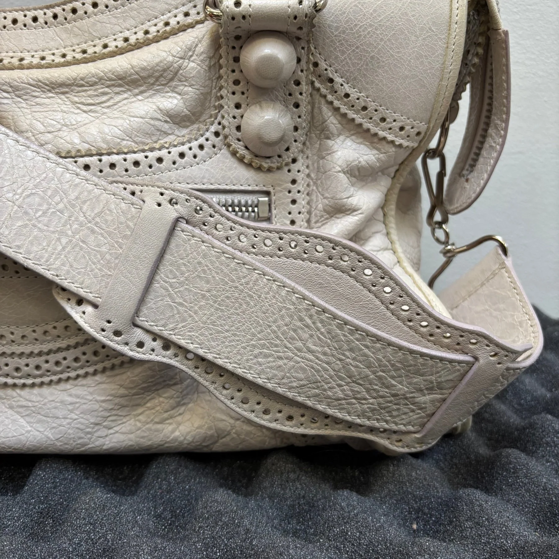 00s Balenciaga Giant City Bag By Nicholas Ghesquiere - Image 10