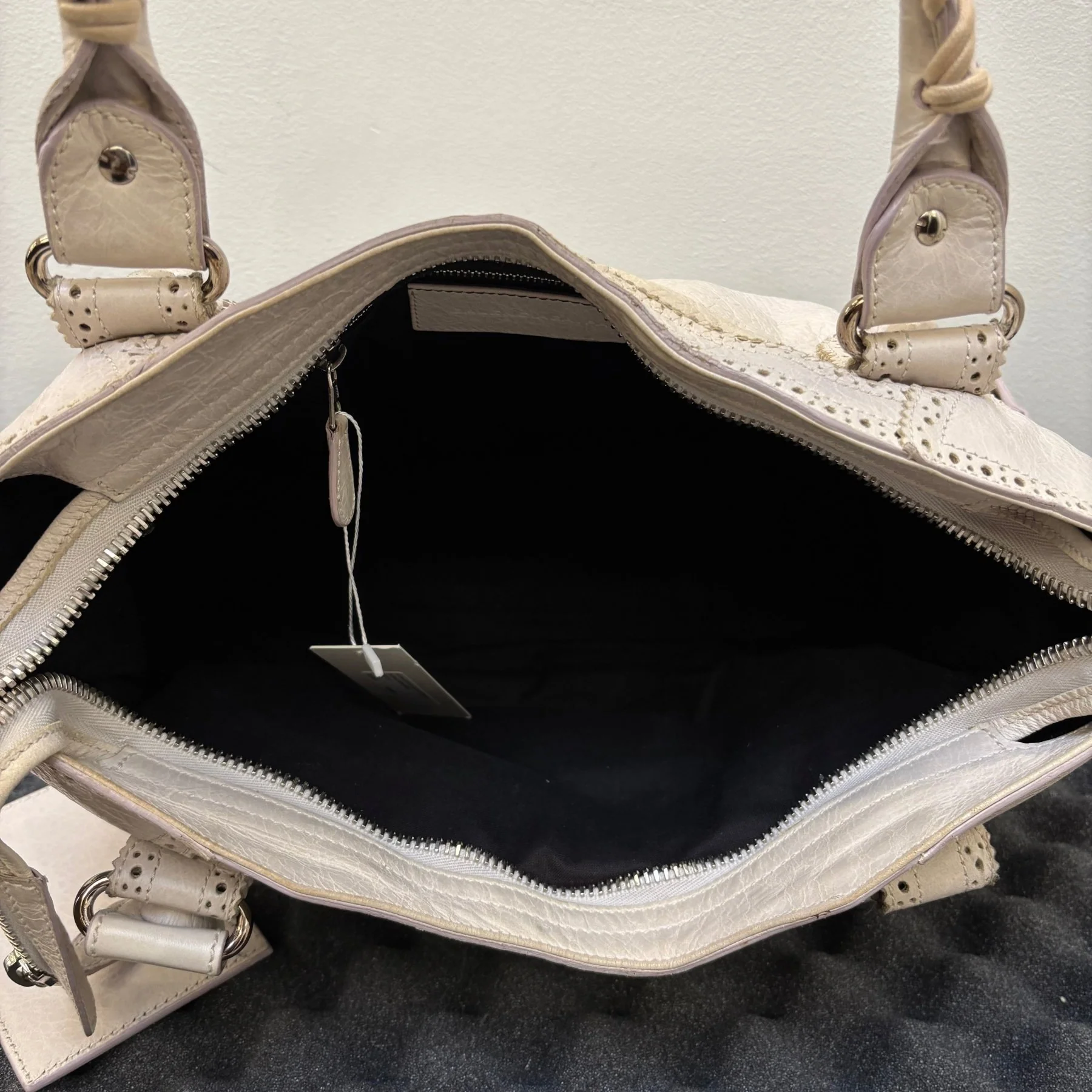 00s Balenciaga Giant City Bag By Nicholas Ghesquiere - Image 18