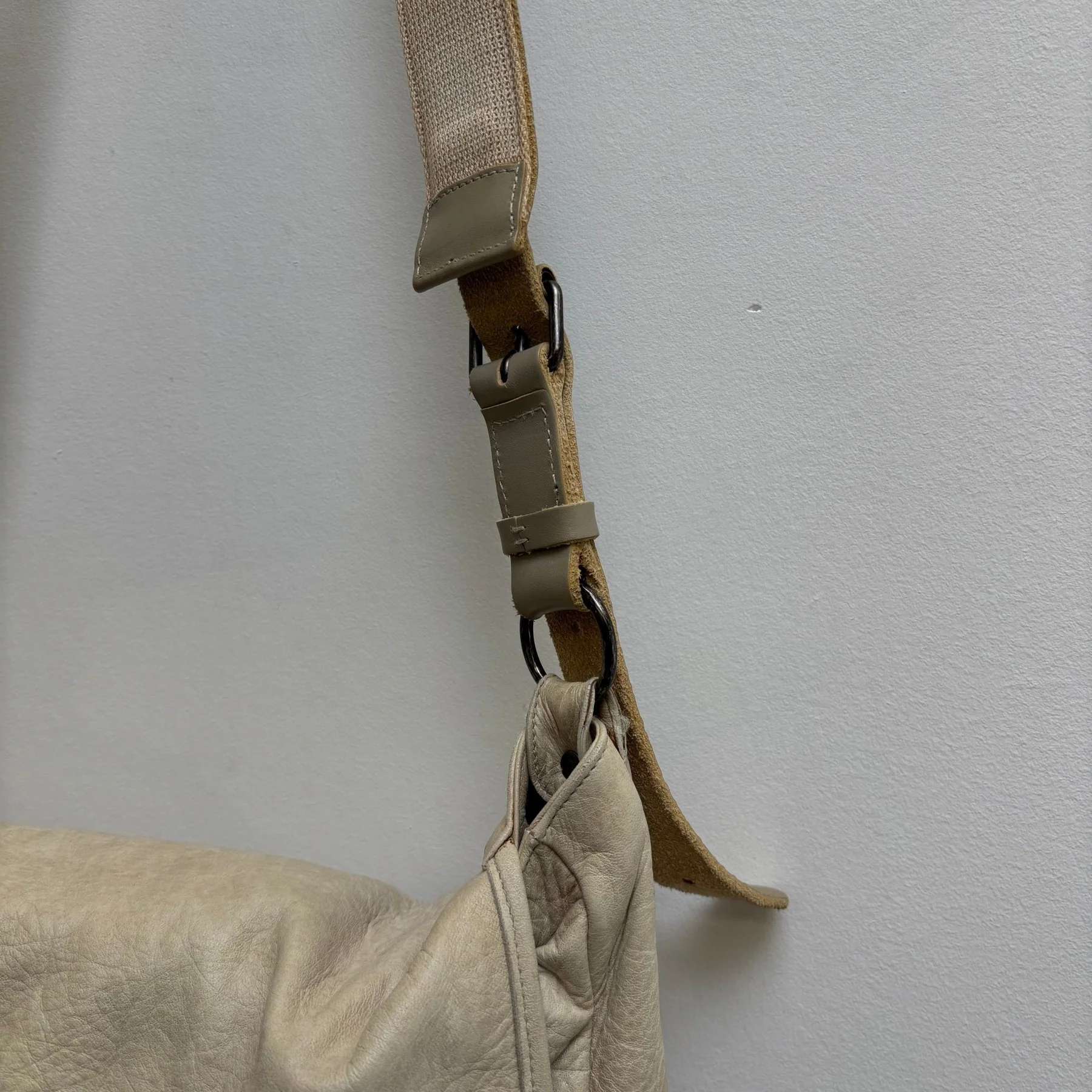 00s Balenciaga ‘The Day’ Leather Hobo Bag by Nicholas Ghesquiere - Image 11