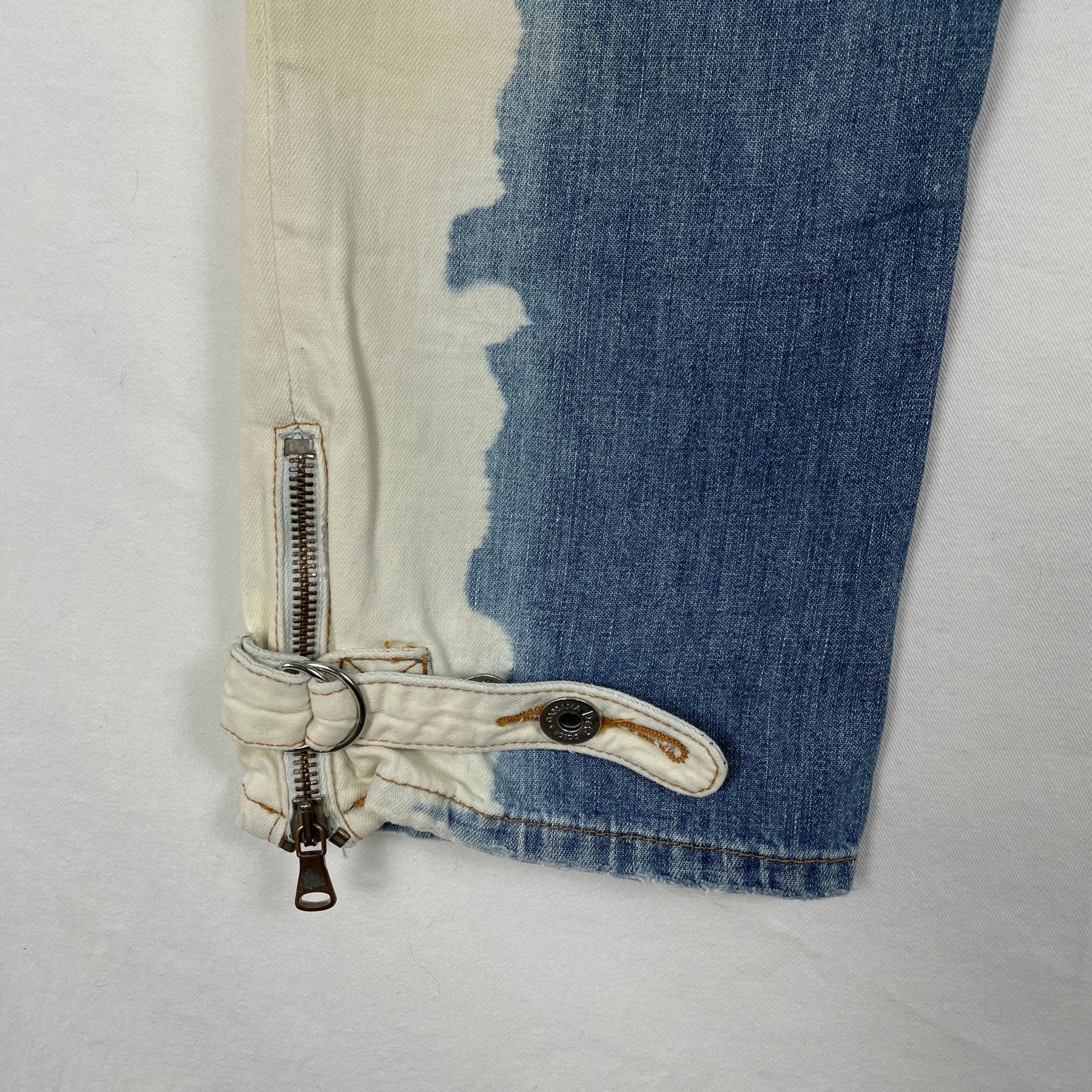 00s Dolce & Gabanna Bleach Dye Denim Capris - Image 12