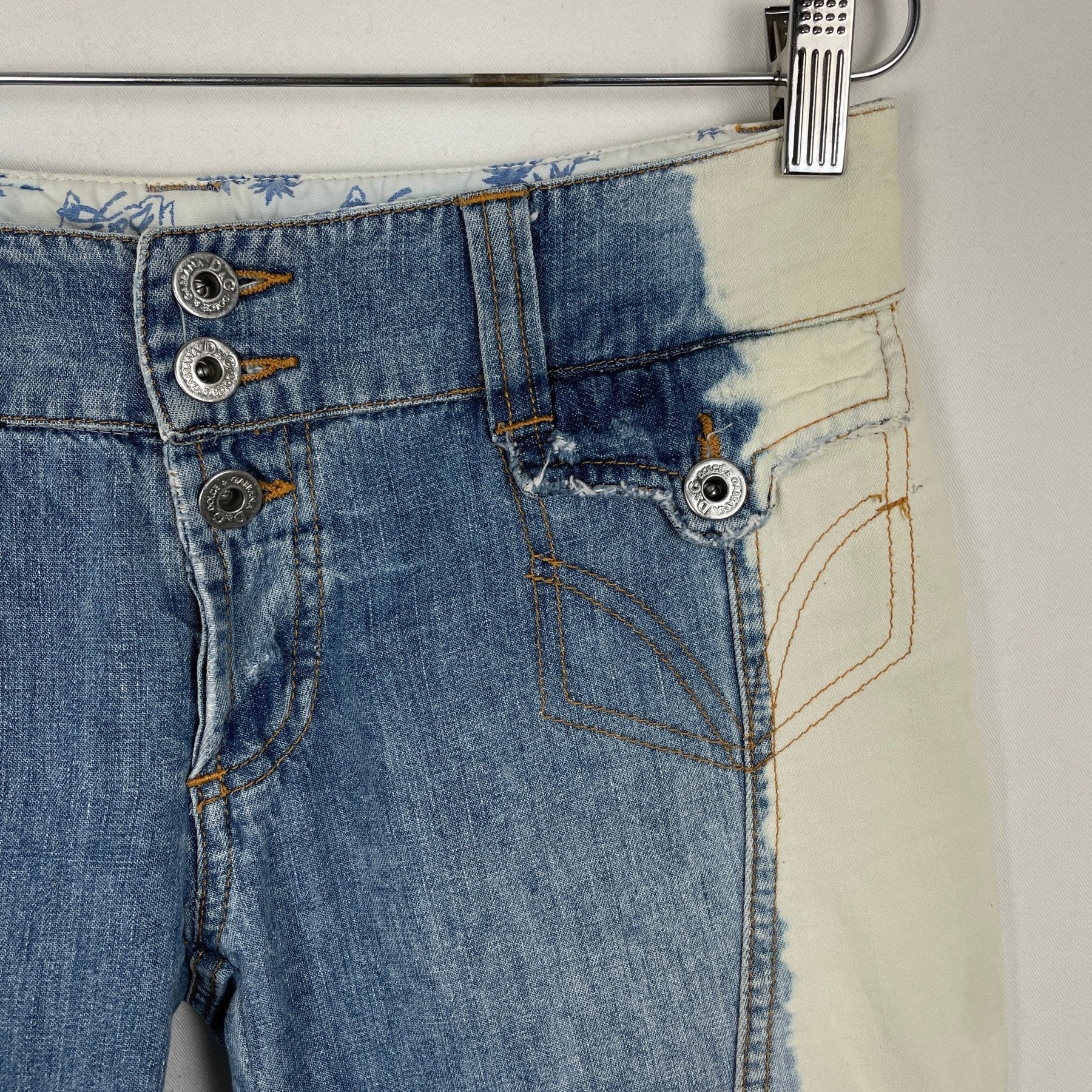 00s Dolce & Gabanna Bleach Dye Denim Capris - Image 4