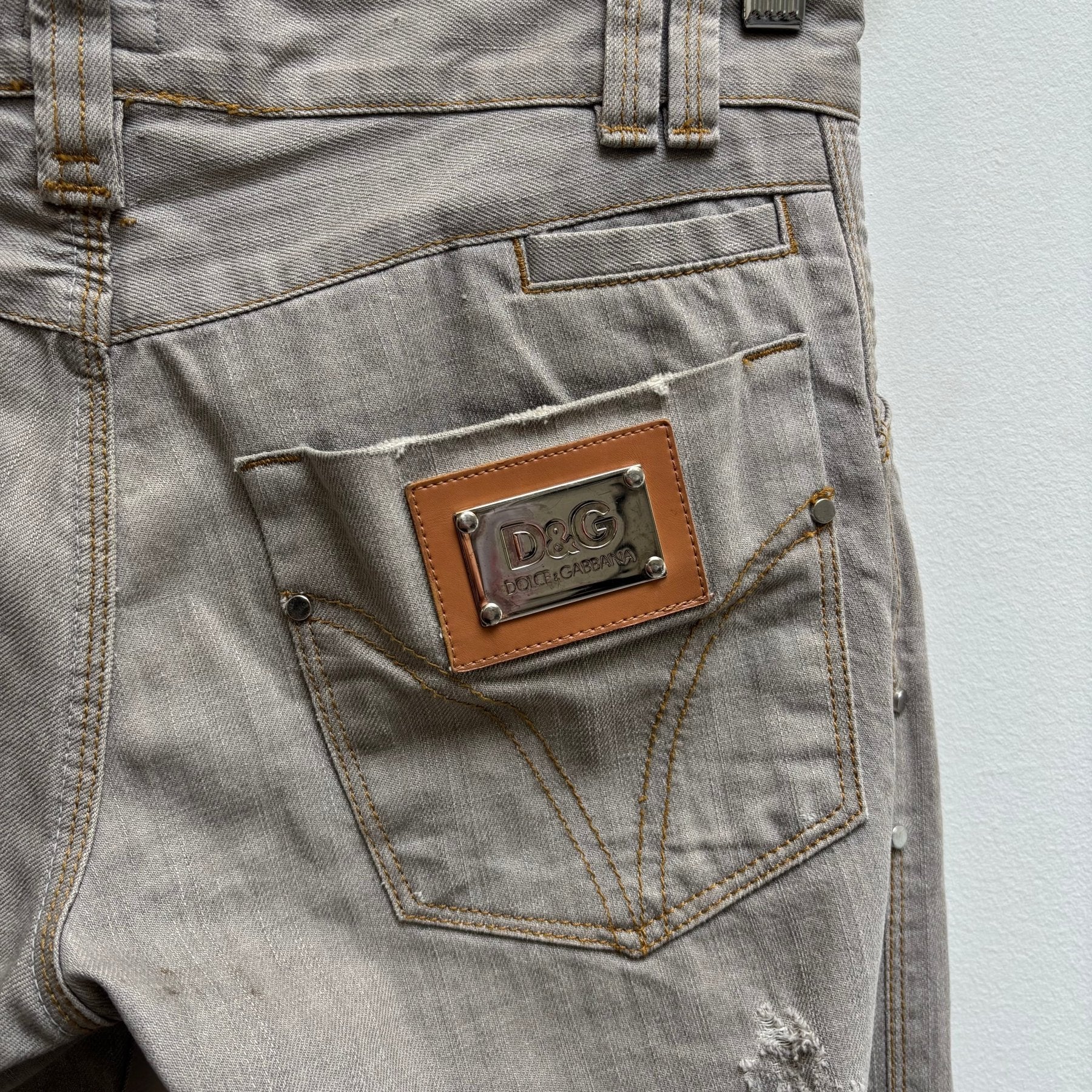 00s Dolce & Gabbana Distressed Ripped Jeans - Image 11