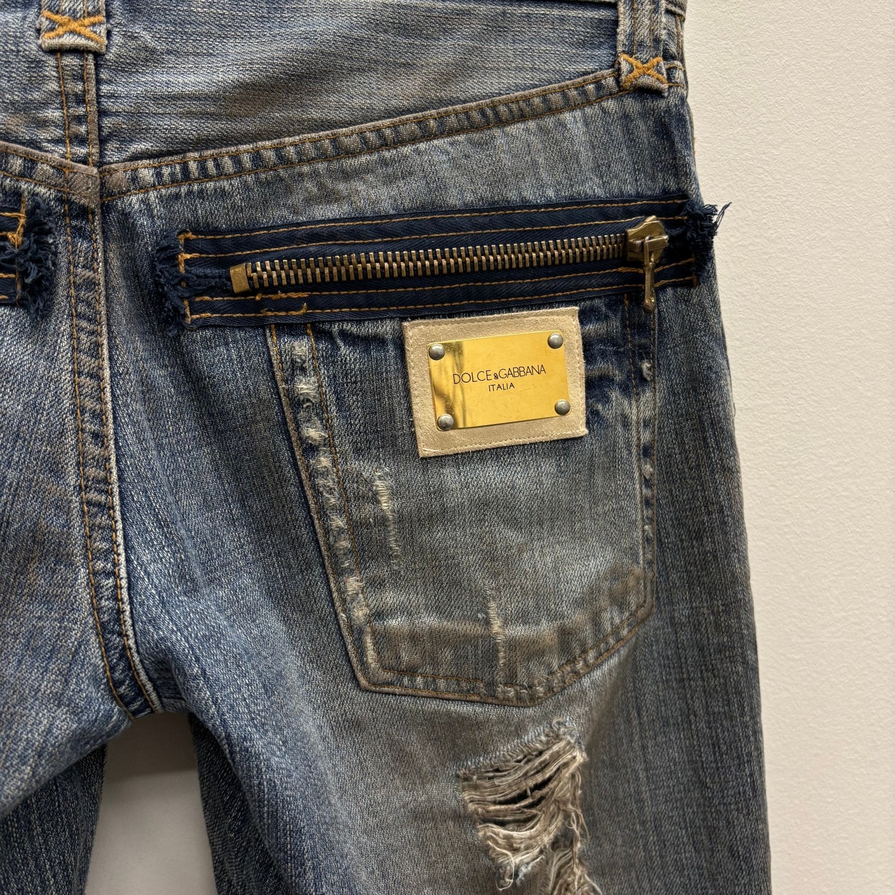 00s Dolce & Gabbana Mud Wash Distressed Straight Leg Jeans - Image 12