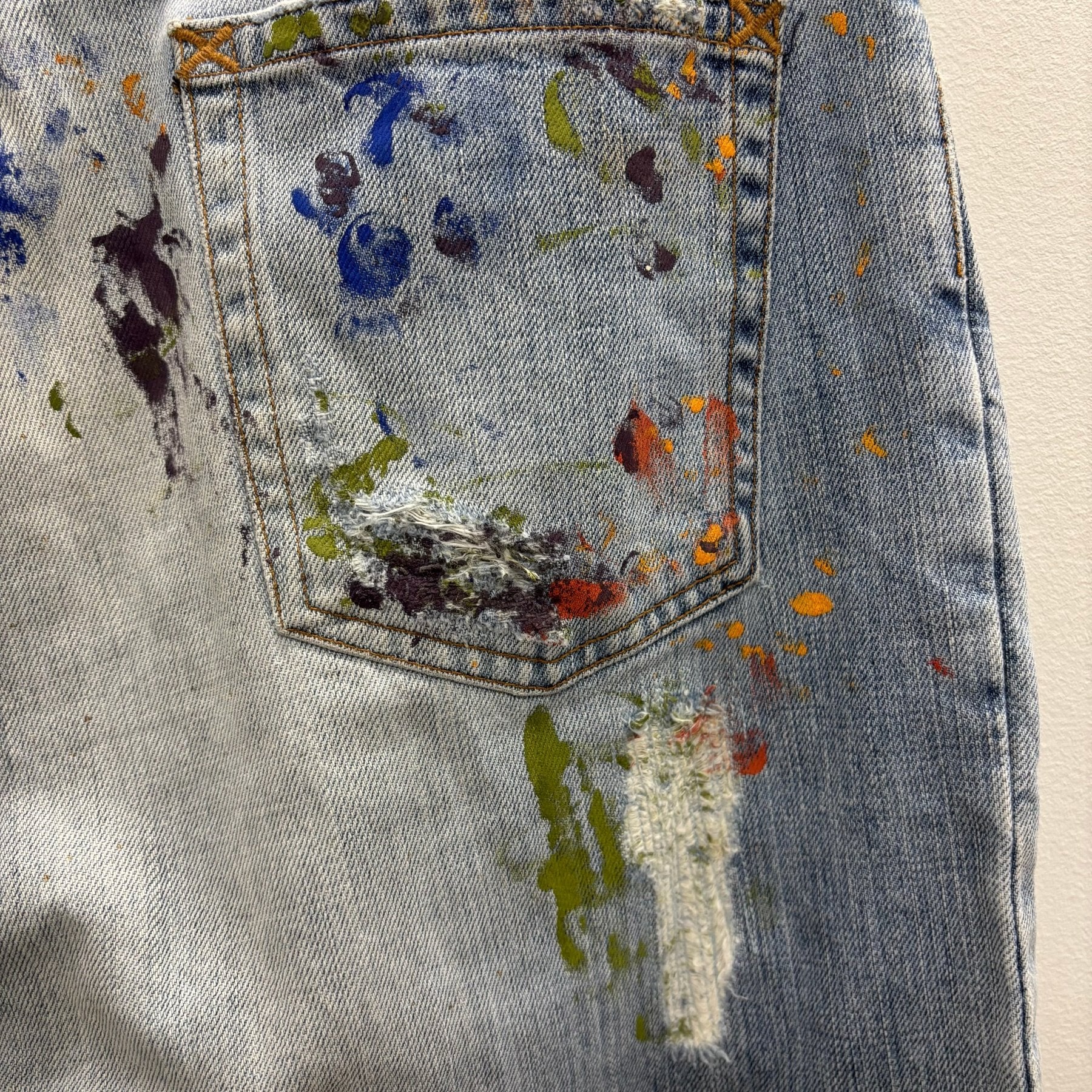 00s Dolce & Gabbana Paint Splattered Distressed Jeans - Image 13