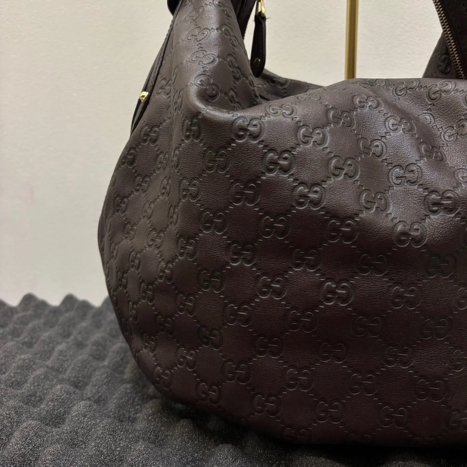 00s Gucci Guccissima Large Leather Hobo Bag - Image 4