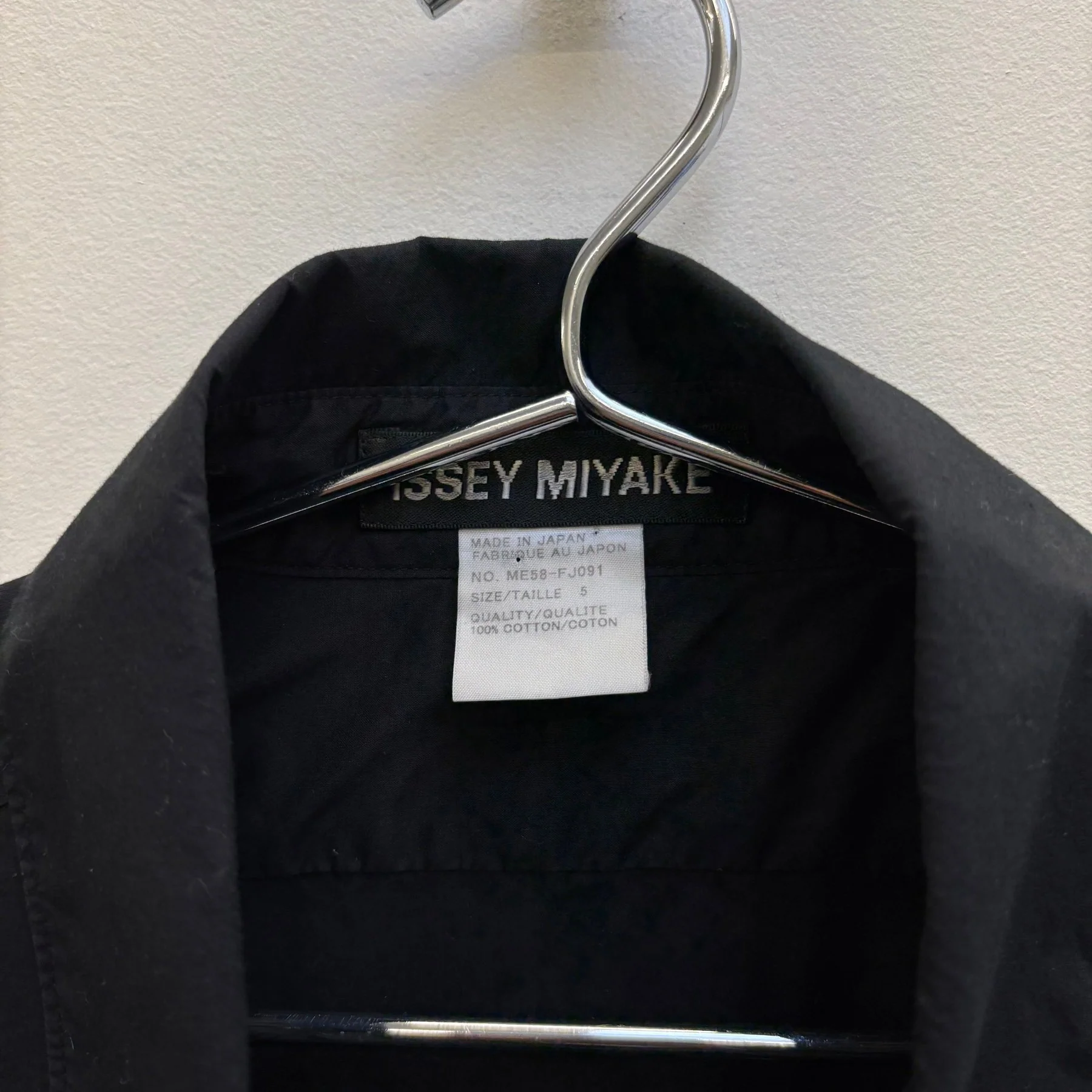 00s Issey Miyake Pleated Front Button Up Blouse - Image 10