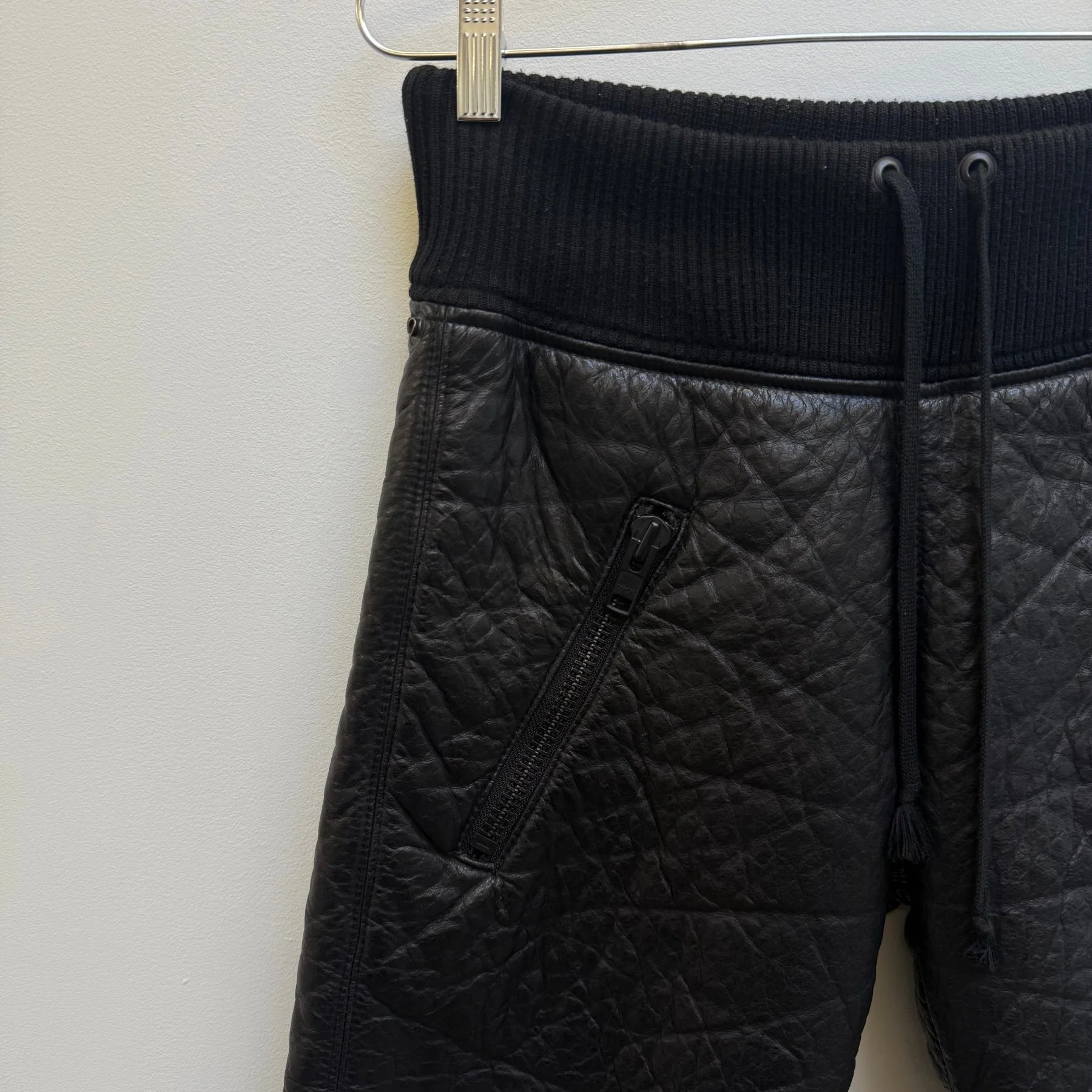 00s Le Grande Bleu (L.G.B.) Layered Deer Leather Shorts - Image 4