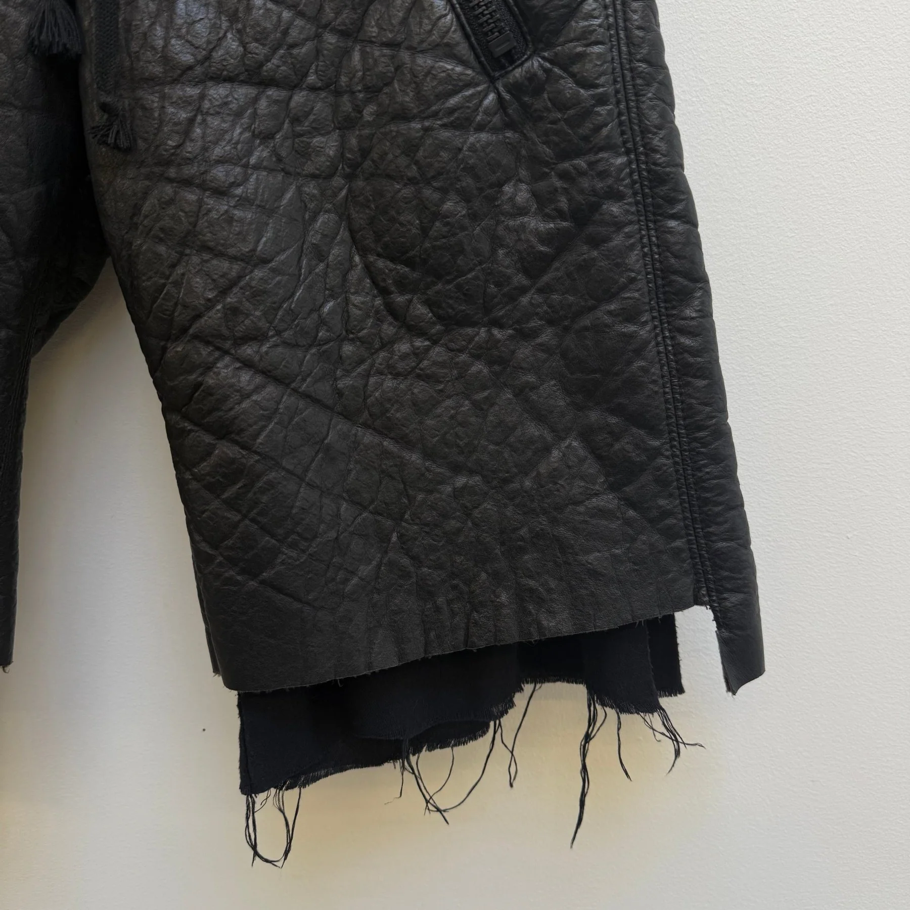00s Le Grande Bleu (L.G.B.) Layered Deer Leather Shorts - Image 7