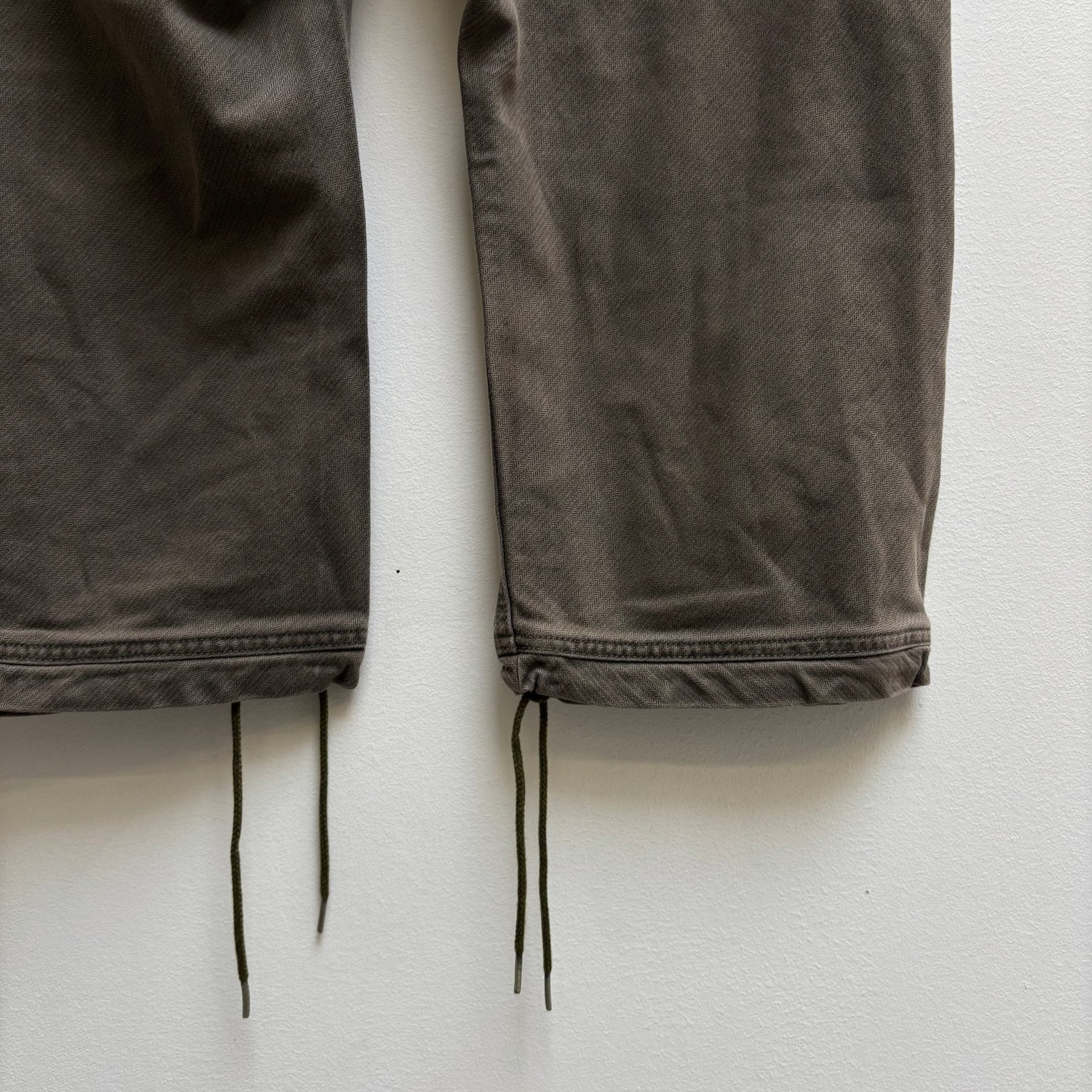 00s Mihara Yasuhiro Military Cargo Shorts - Image 10