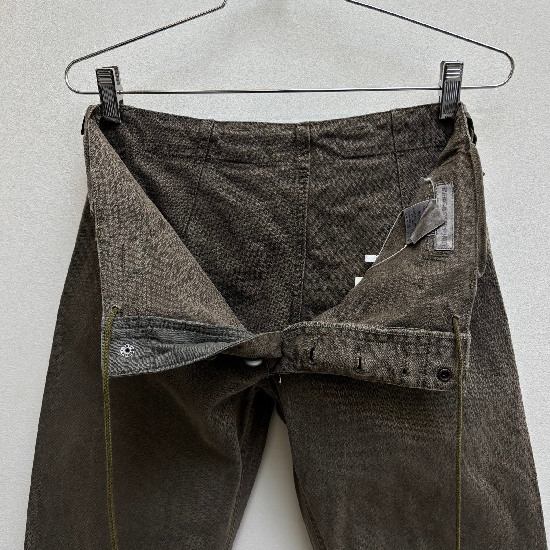 00s Mihara Yasuhiro Military Cargo Shorts - Image 11