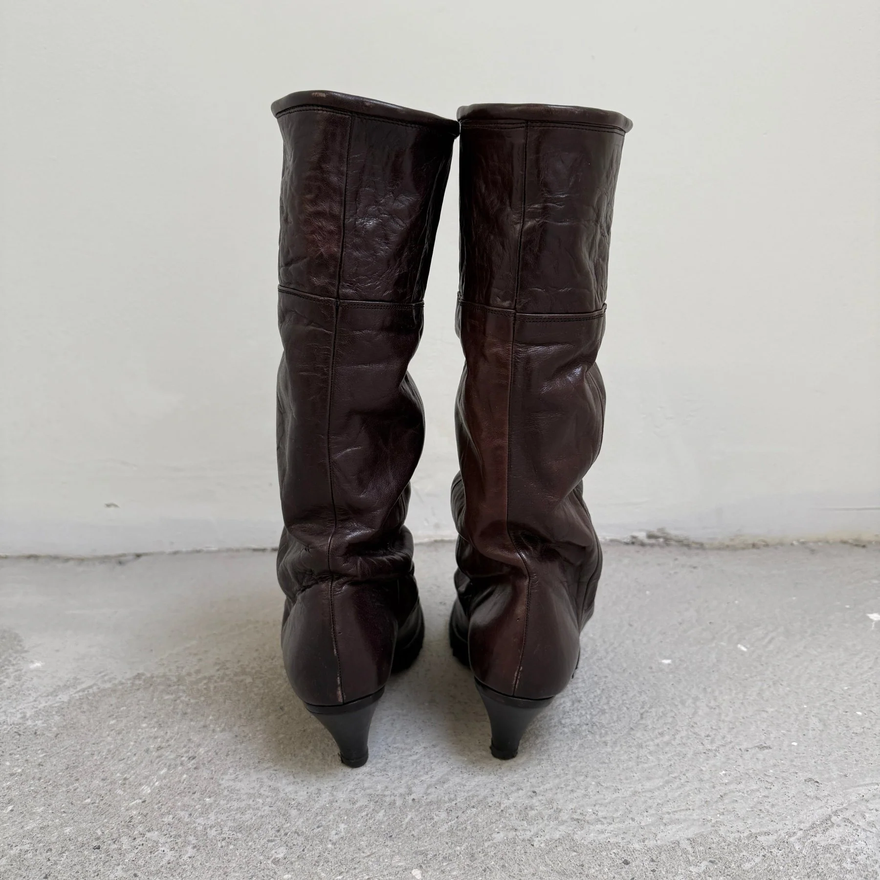 00s Mihara Yasuhiro Wrinkled Boots - Image 4