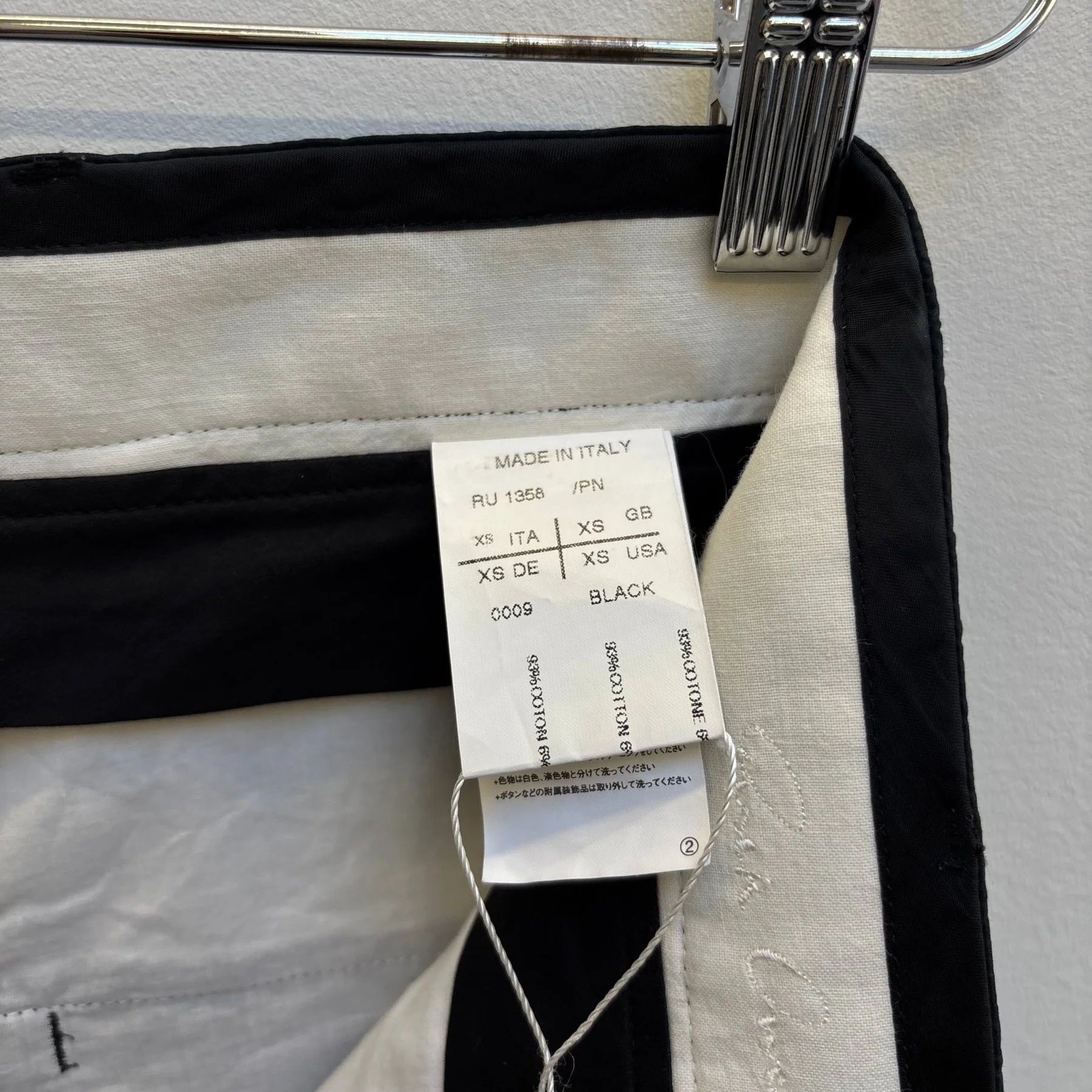 00s Rick Owens Sarouel Shorts - Image 13
