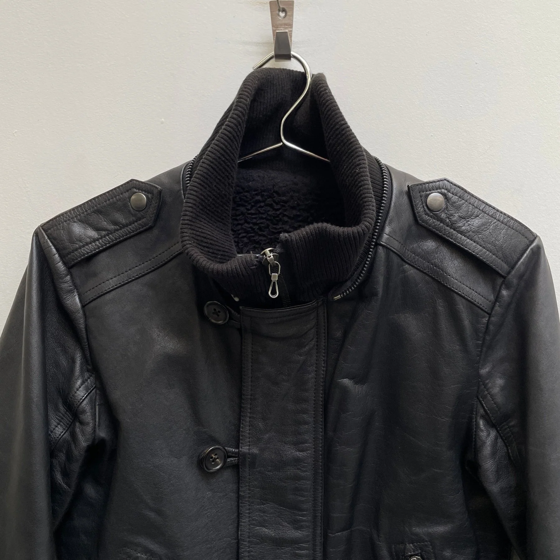 00s Shellac Cow Leather Bomber Jacket - Image 3