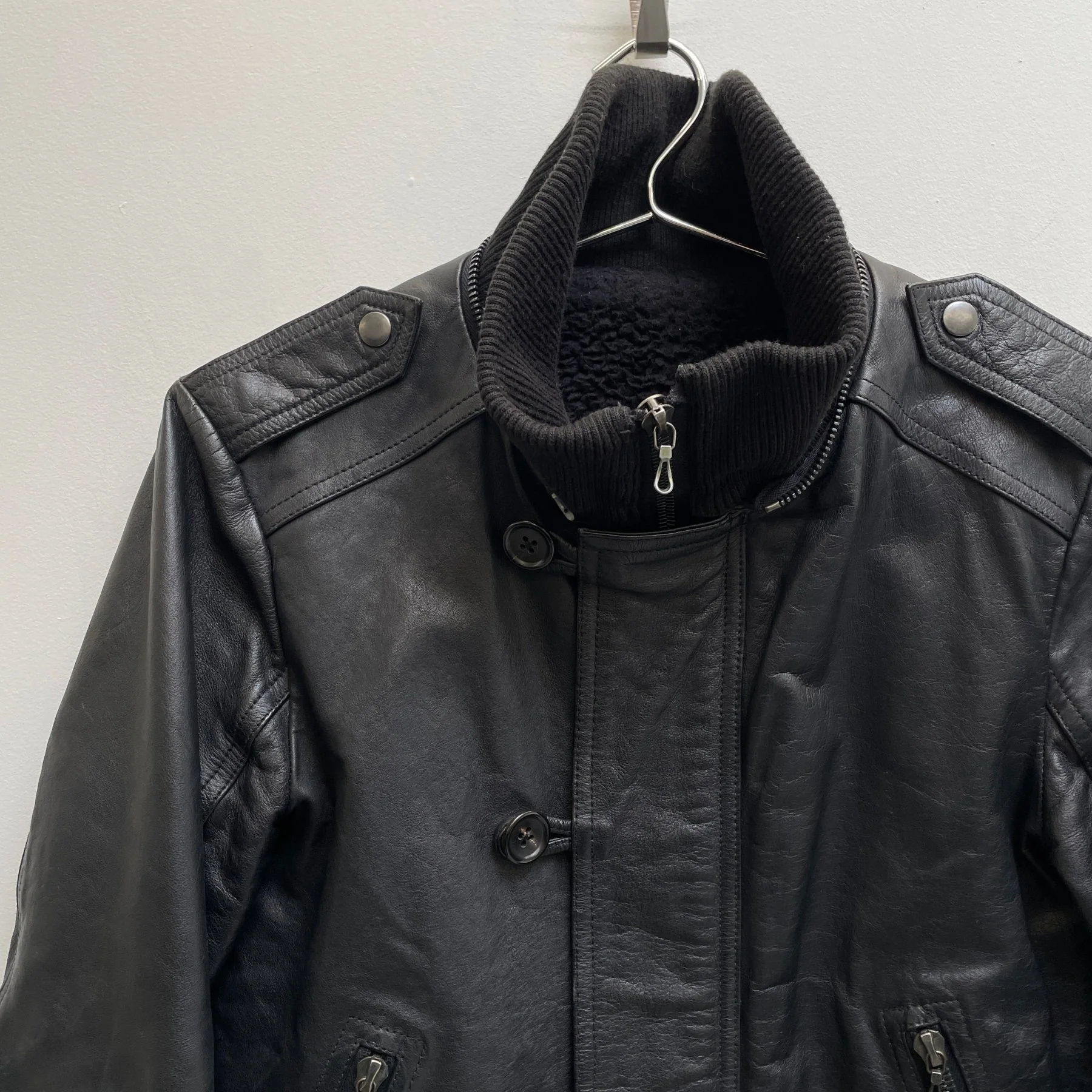 00s Shellac Cow Leather Bomber Jacket - Image 4