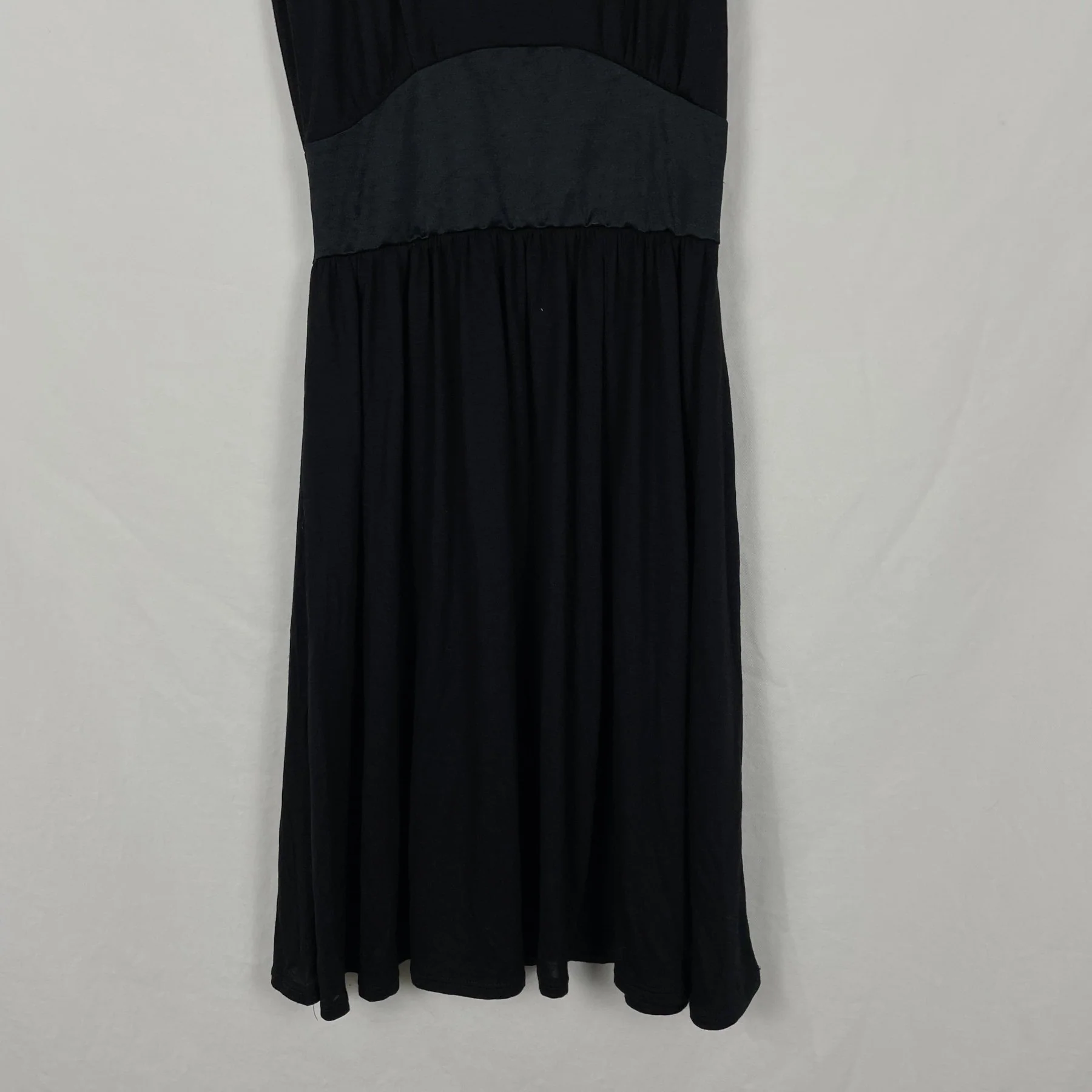 5351 Pour Les Femmes Cap Sleeve Dress - Image 5
