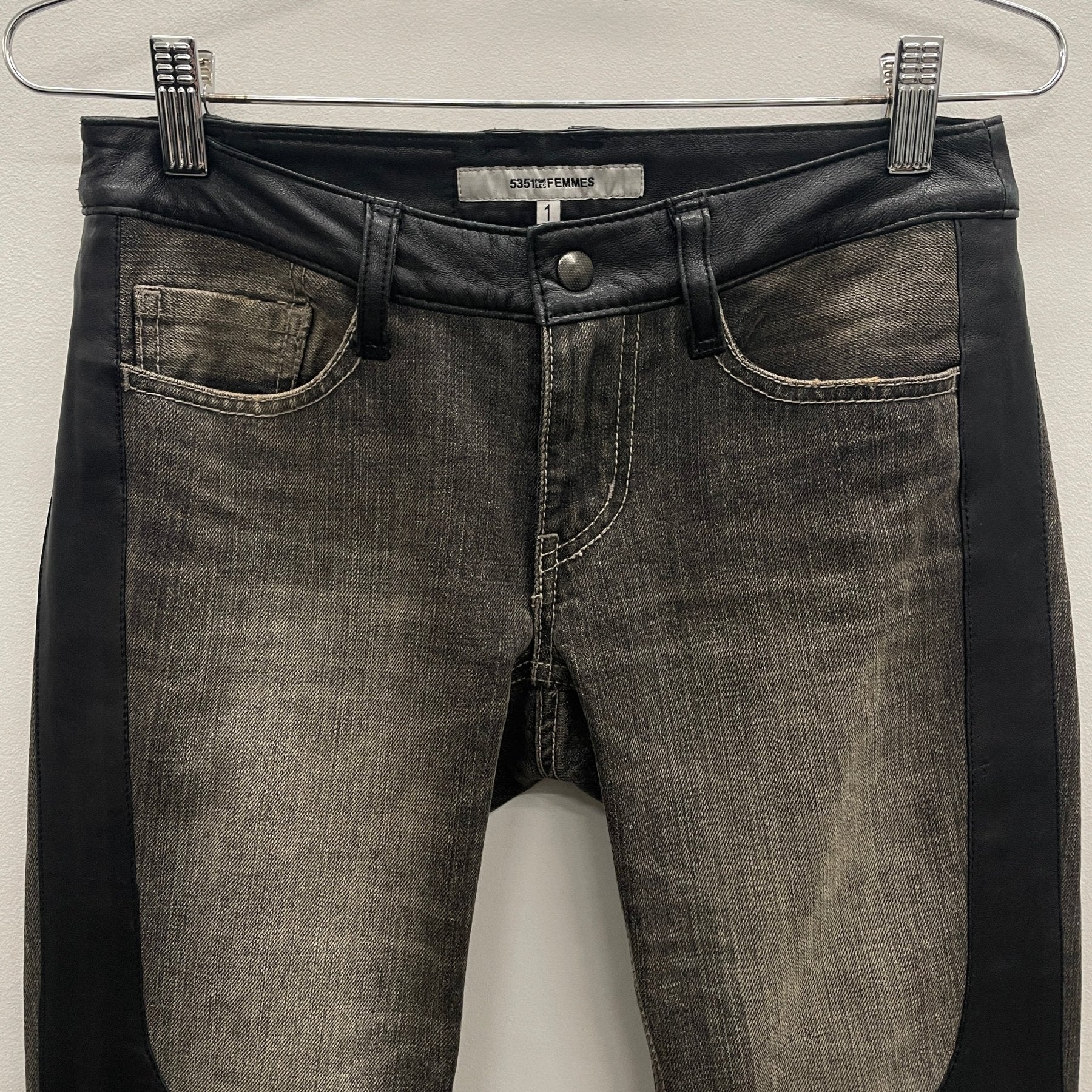 5351 Pour Les Femmes Leather Panels Jeans - Image 3