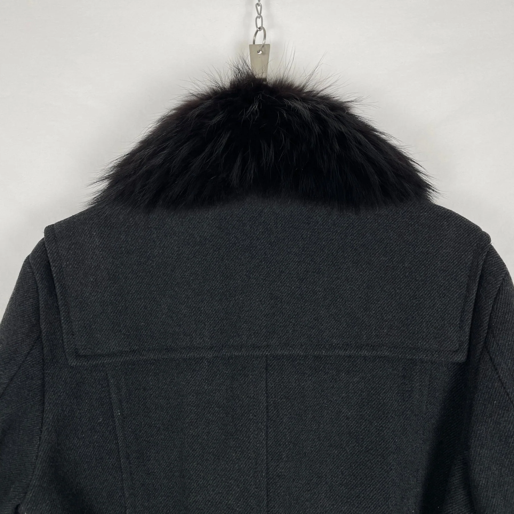 5351 Pour Les Hommes Fur Collar Coat - Image 9