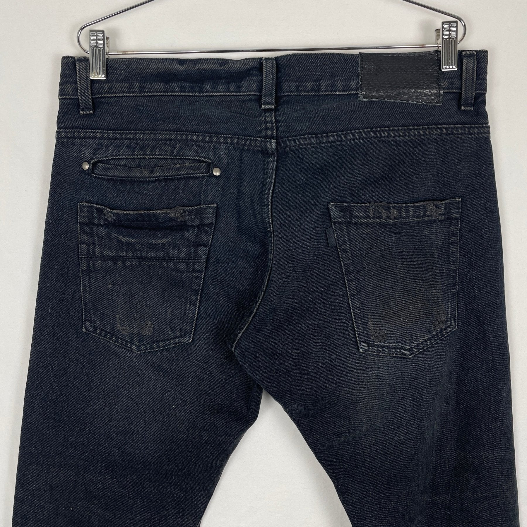 5351 Pour Les Hommes Distressed Jeans - Image 5