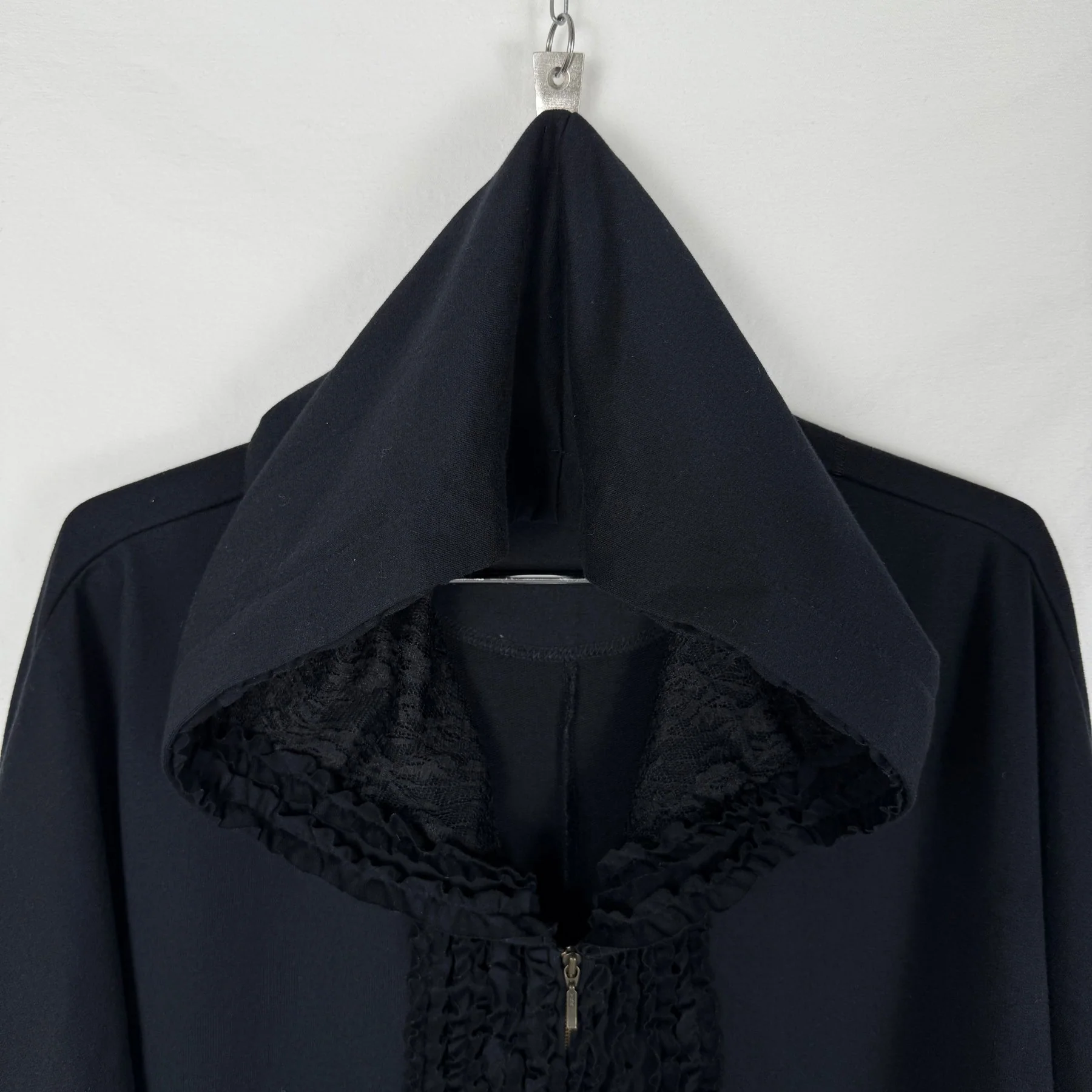 90s Atsuro Tayama "Refreshing" Lace Lined Hoodie Poncho - Image 3