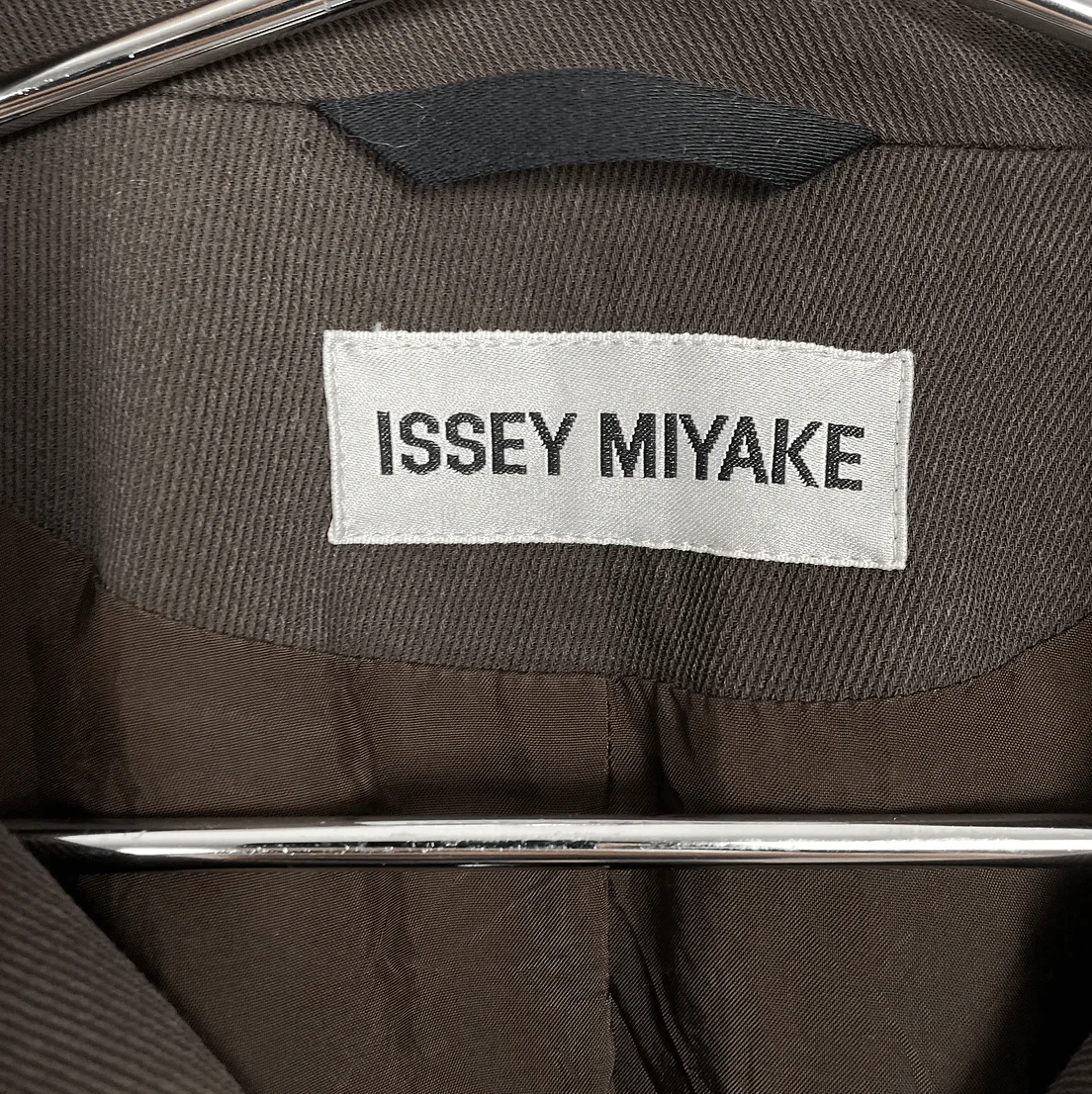 90s Issey Miyake Blazer - Image 5