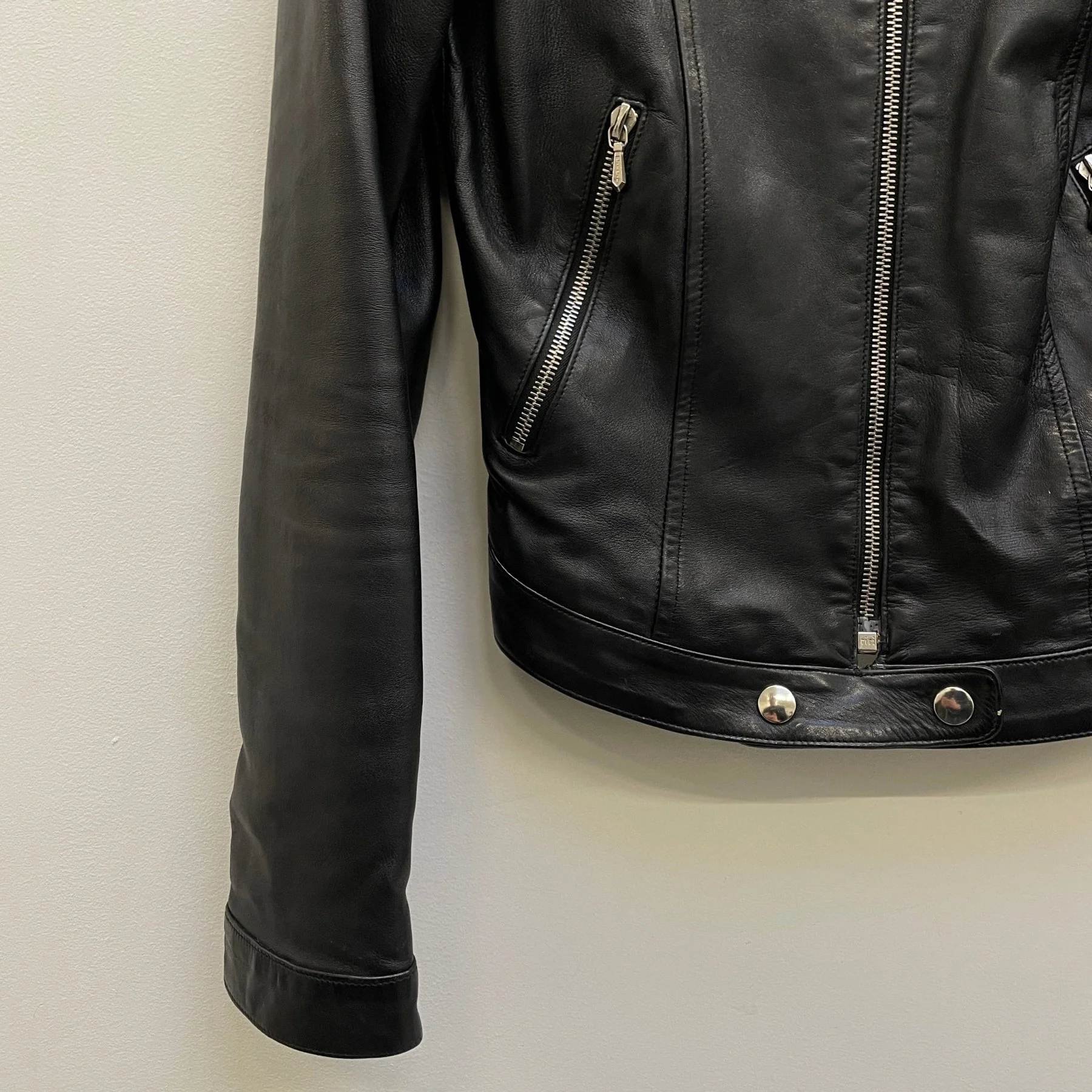 90s Katherine Hammett Leather Cafe Racer Jacket - Image 5