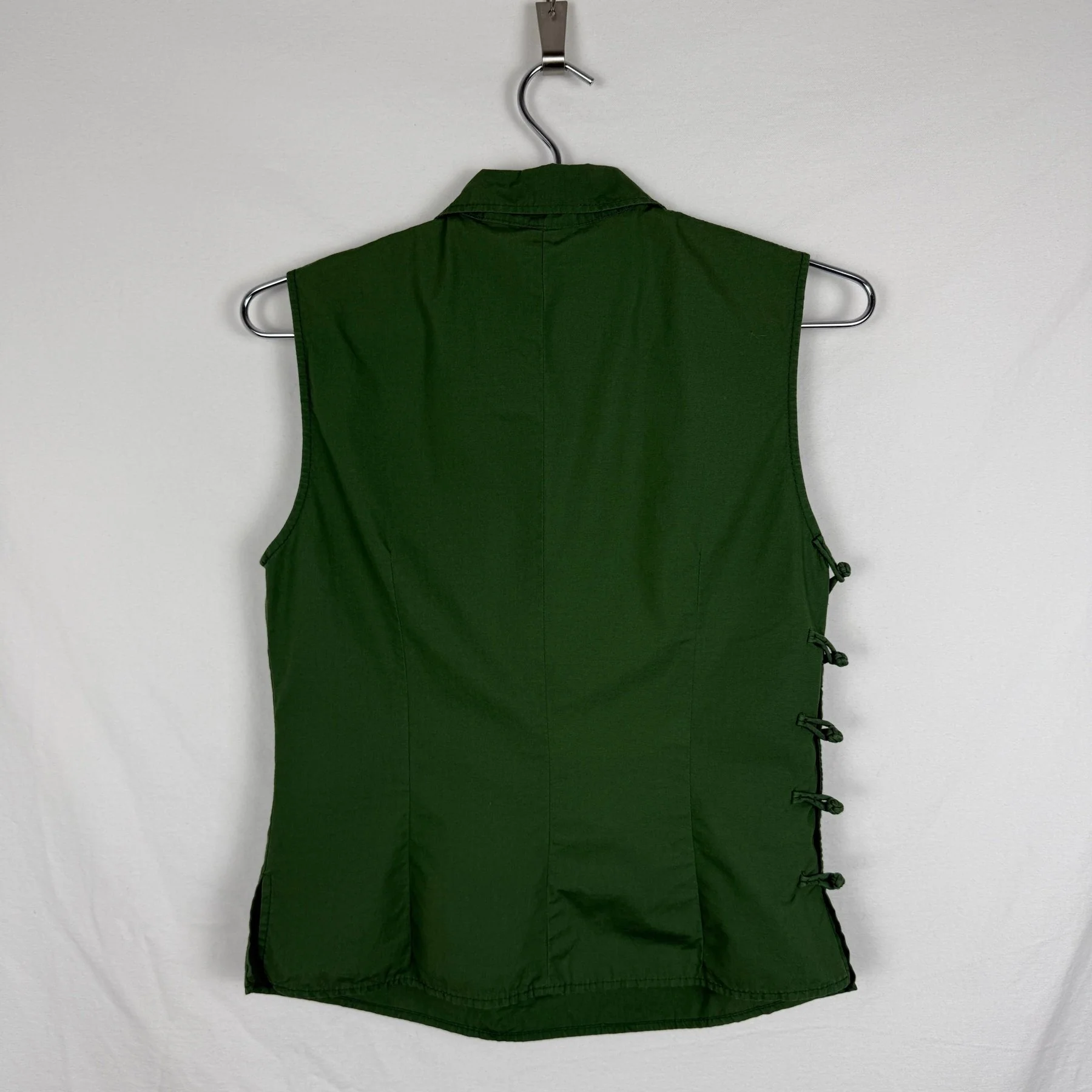 SS03 Miu Miu Knot Closure Sleeveless Blouse - Image 2