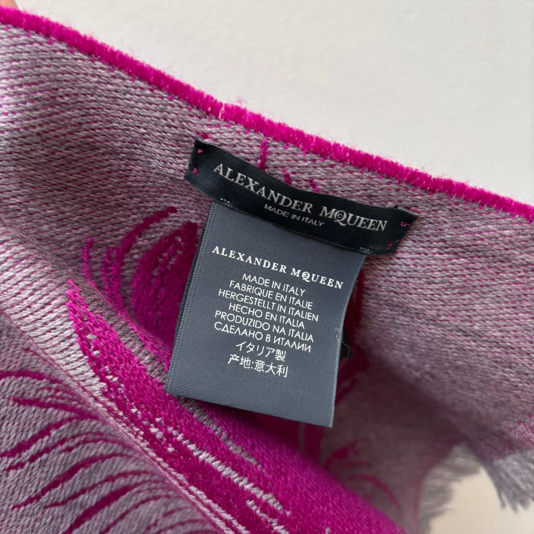Alexander McQueen Wool Skull Scarf - Image 7