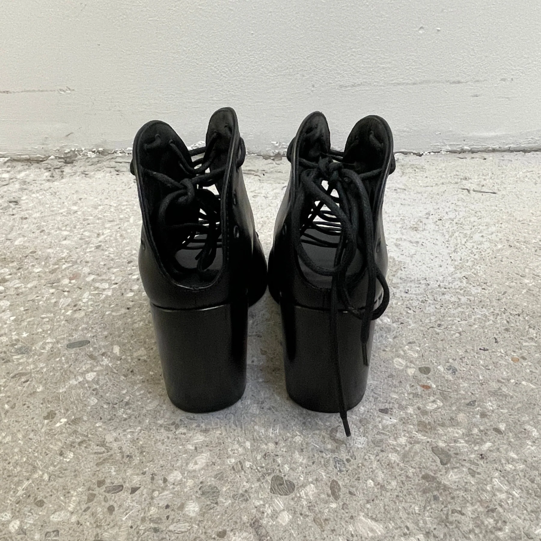 Ann Demeulemeester Vitello Lux Nero Lace Up Block Heels - Image 4