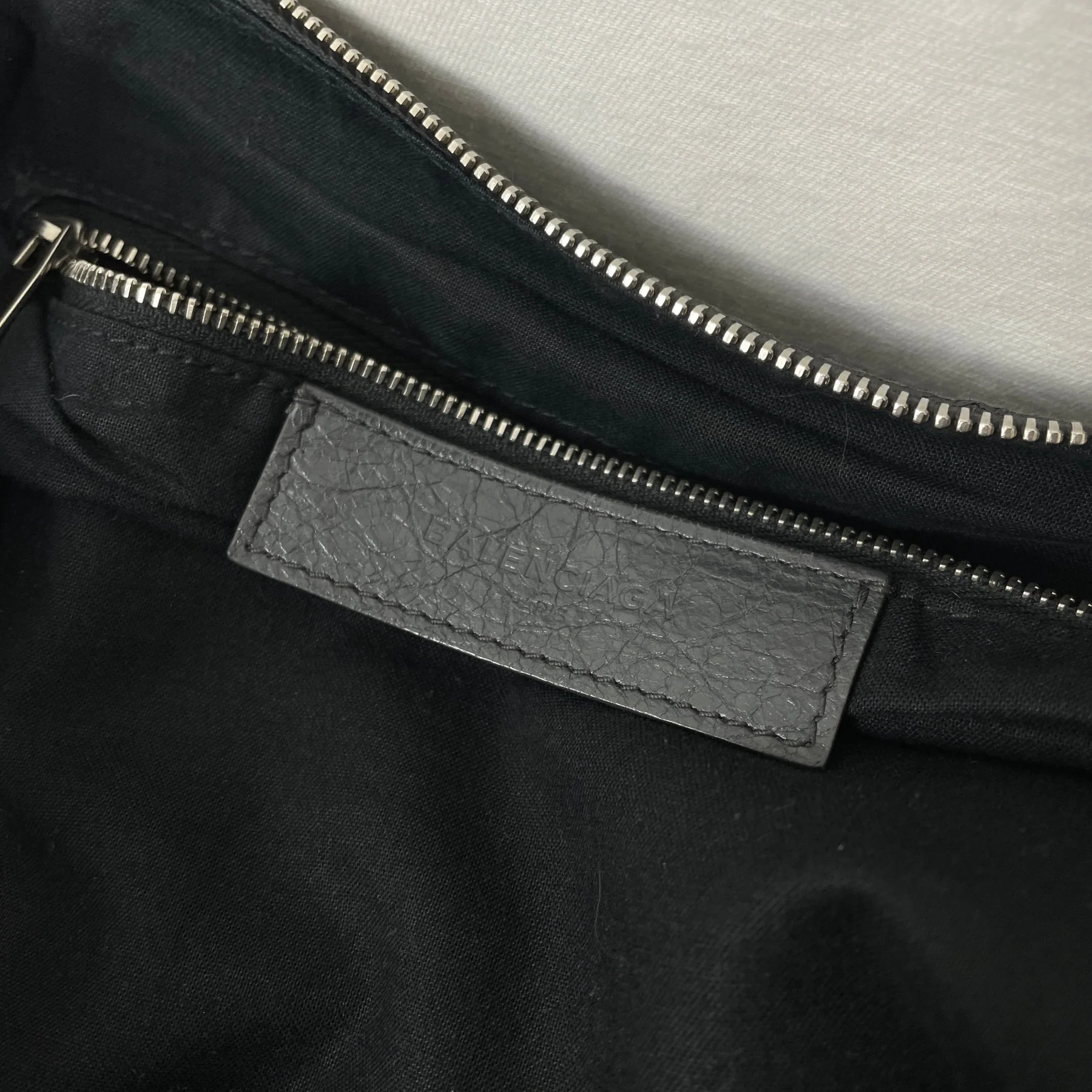 Balenciaga Arena Messenger Bag - Image 5