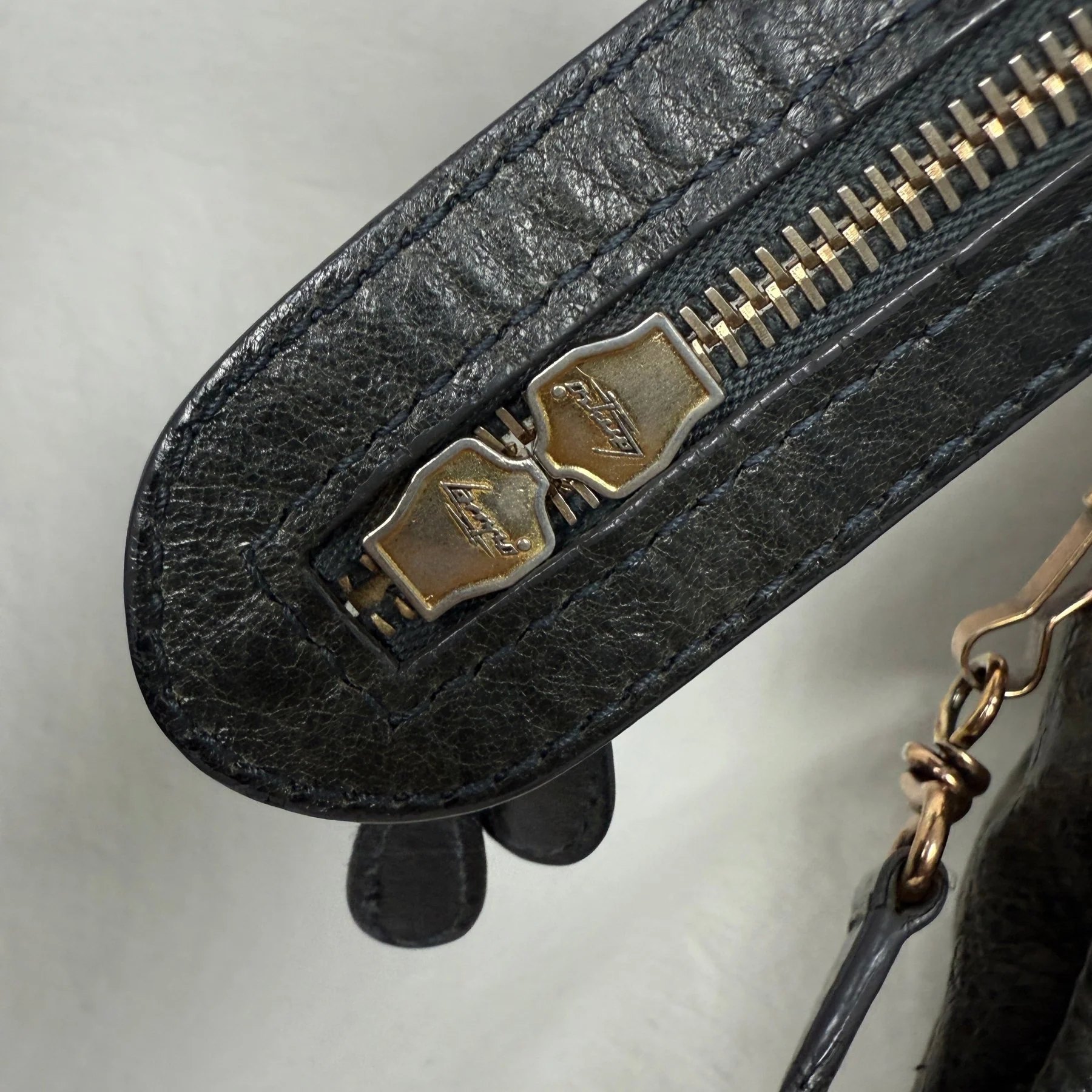 Balenciaga City Leather Handbag - Image 10
