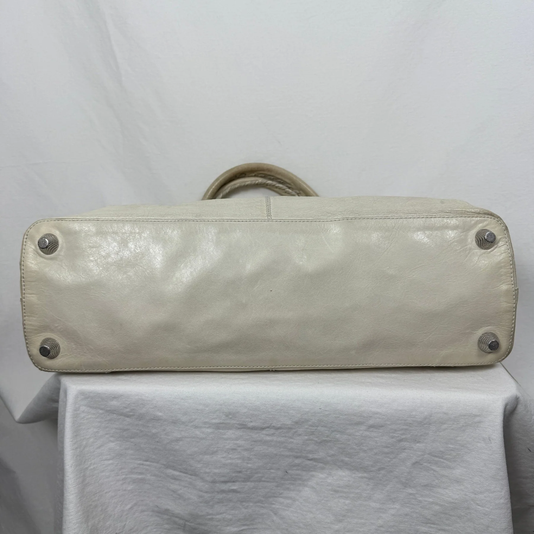 Balenciaga Giant Work Bag In Ivory - Image 11