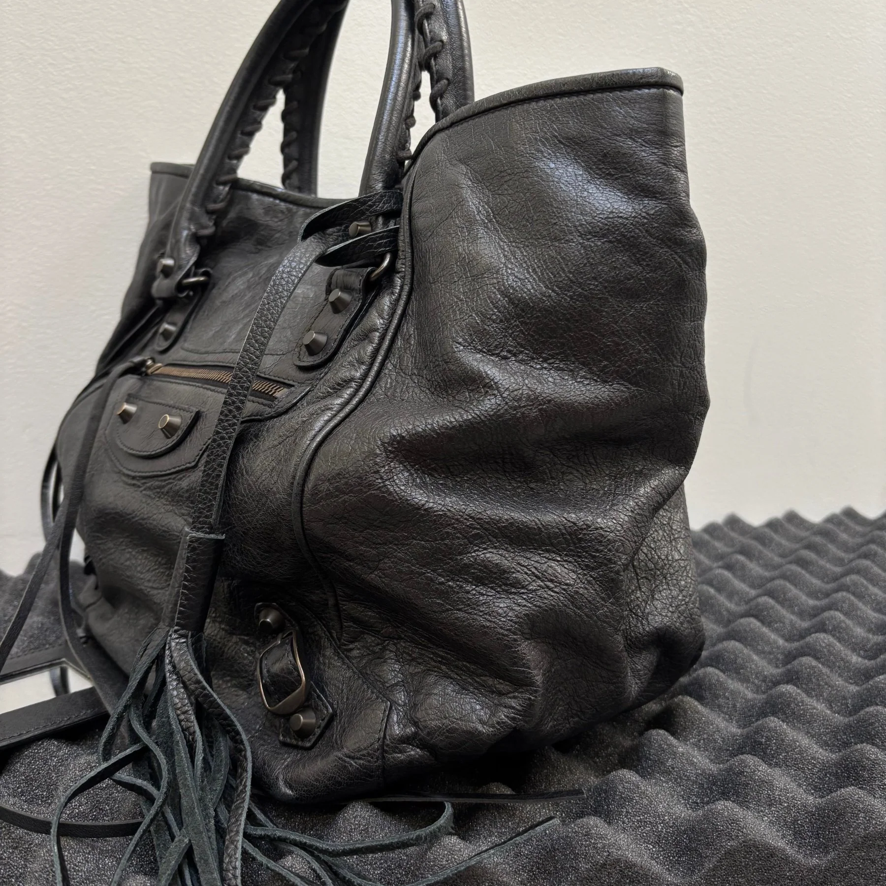 Balenciaga Leather Sunday Editors Leather Handbag - Image 13