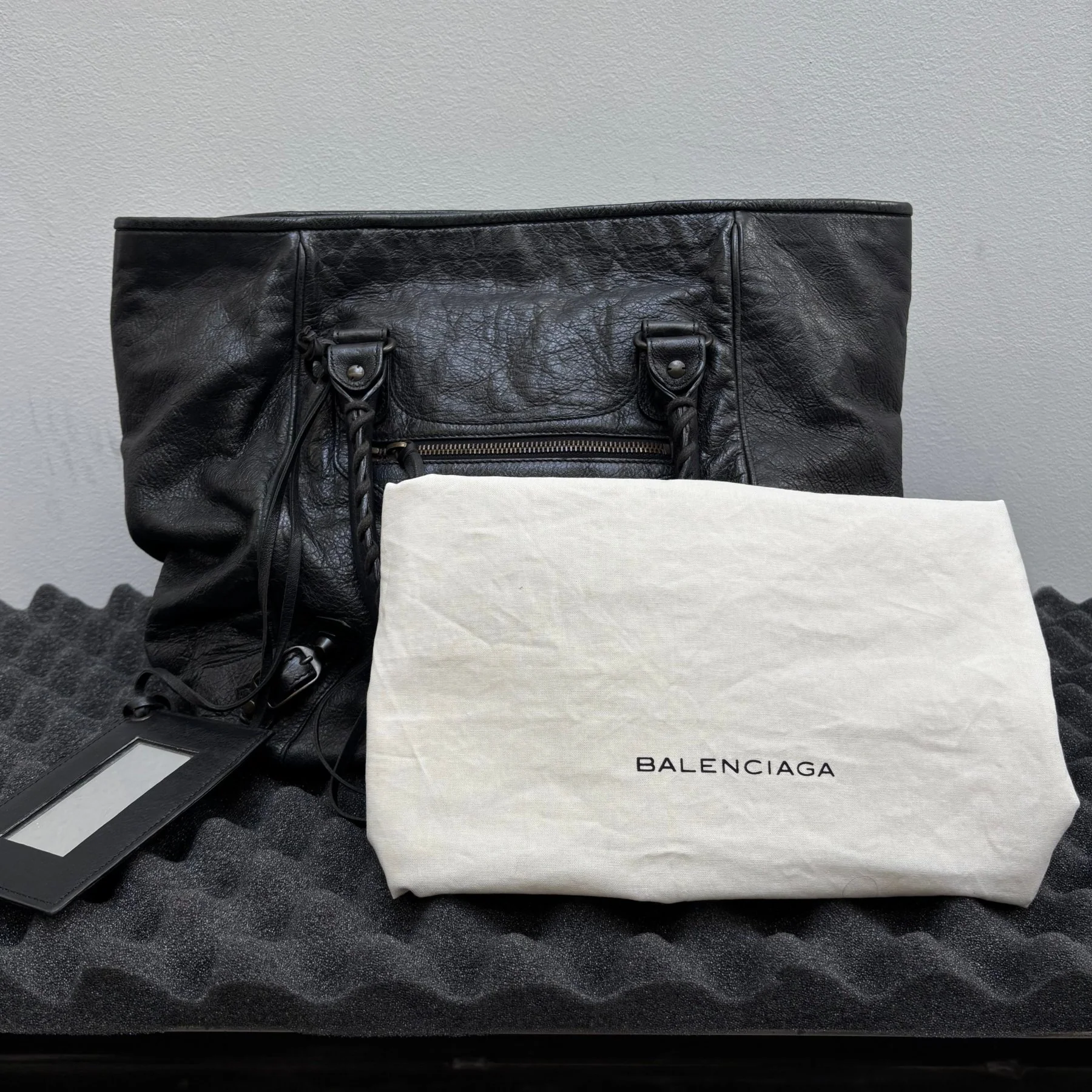 Balenciaga Leather Sunday Editors Leather Handbag - Image 20