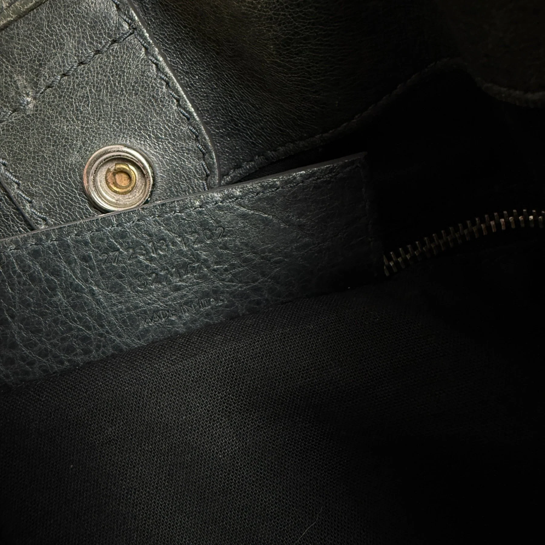 Balenciaga Hexagon Leather Tote Bag - Image 15