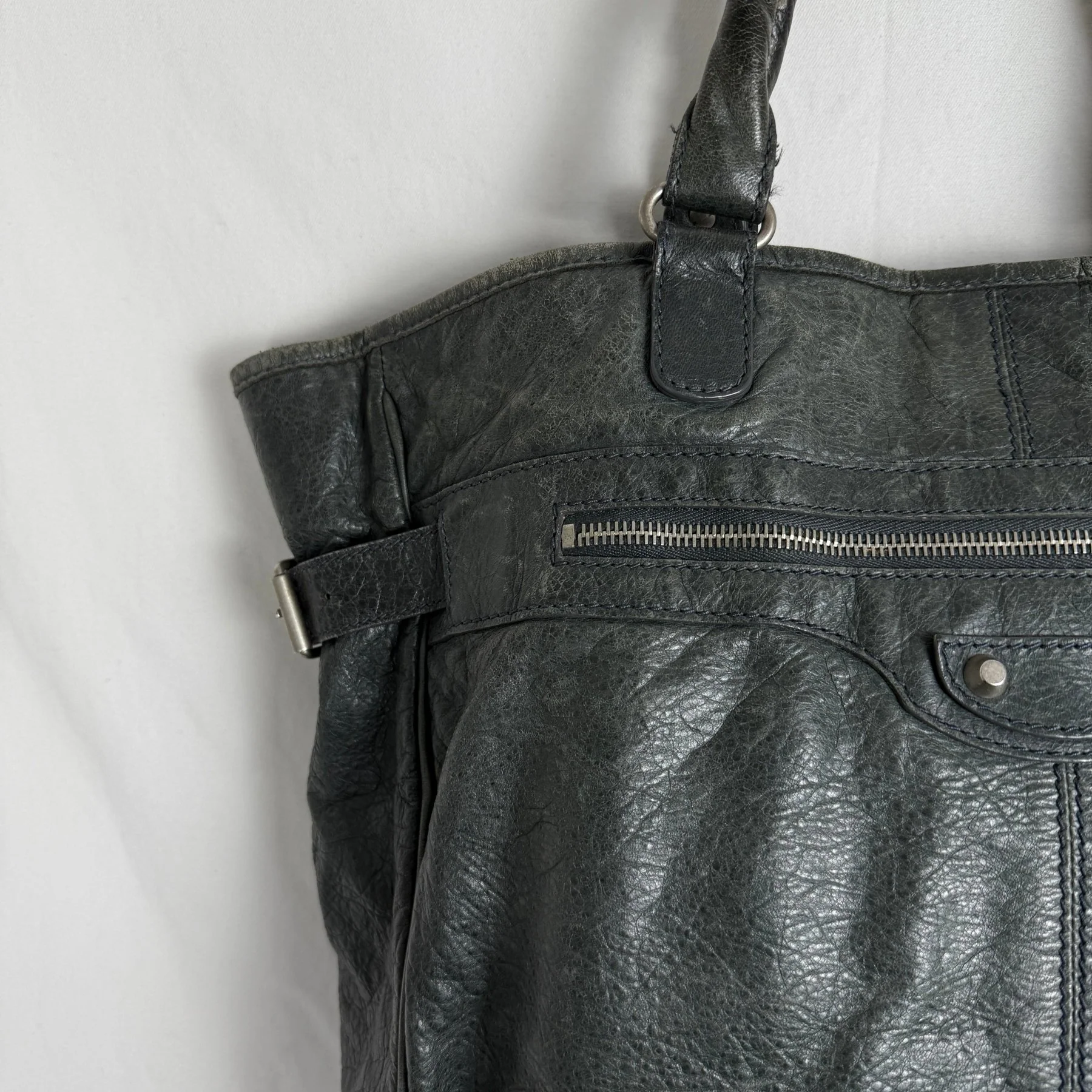 Balenciaga Hexagon Leather Tote Bag - Image 3