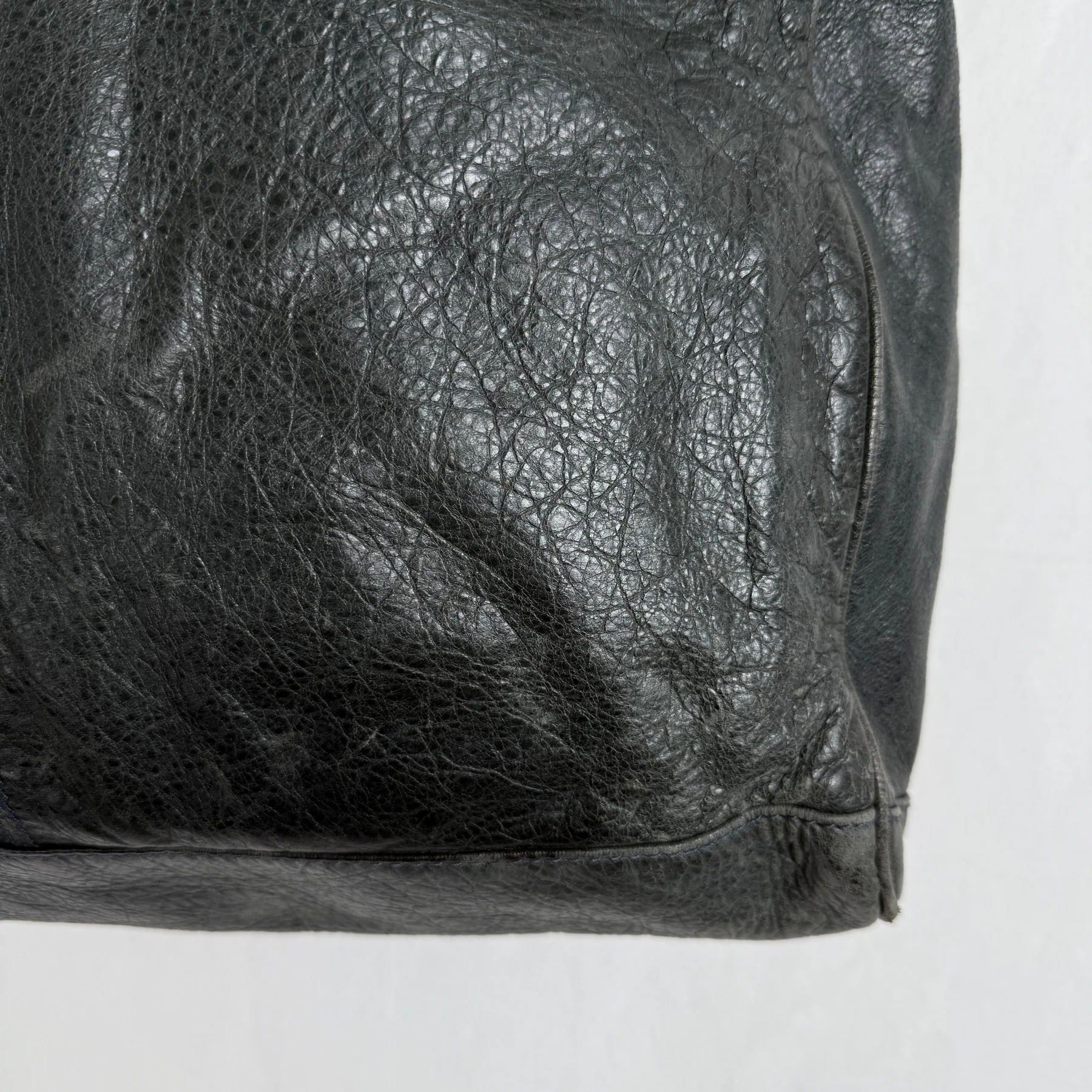 Balenciaga Hexagon Leather Tote Bag - Image 8