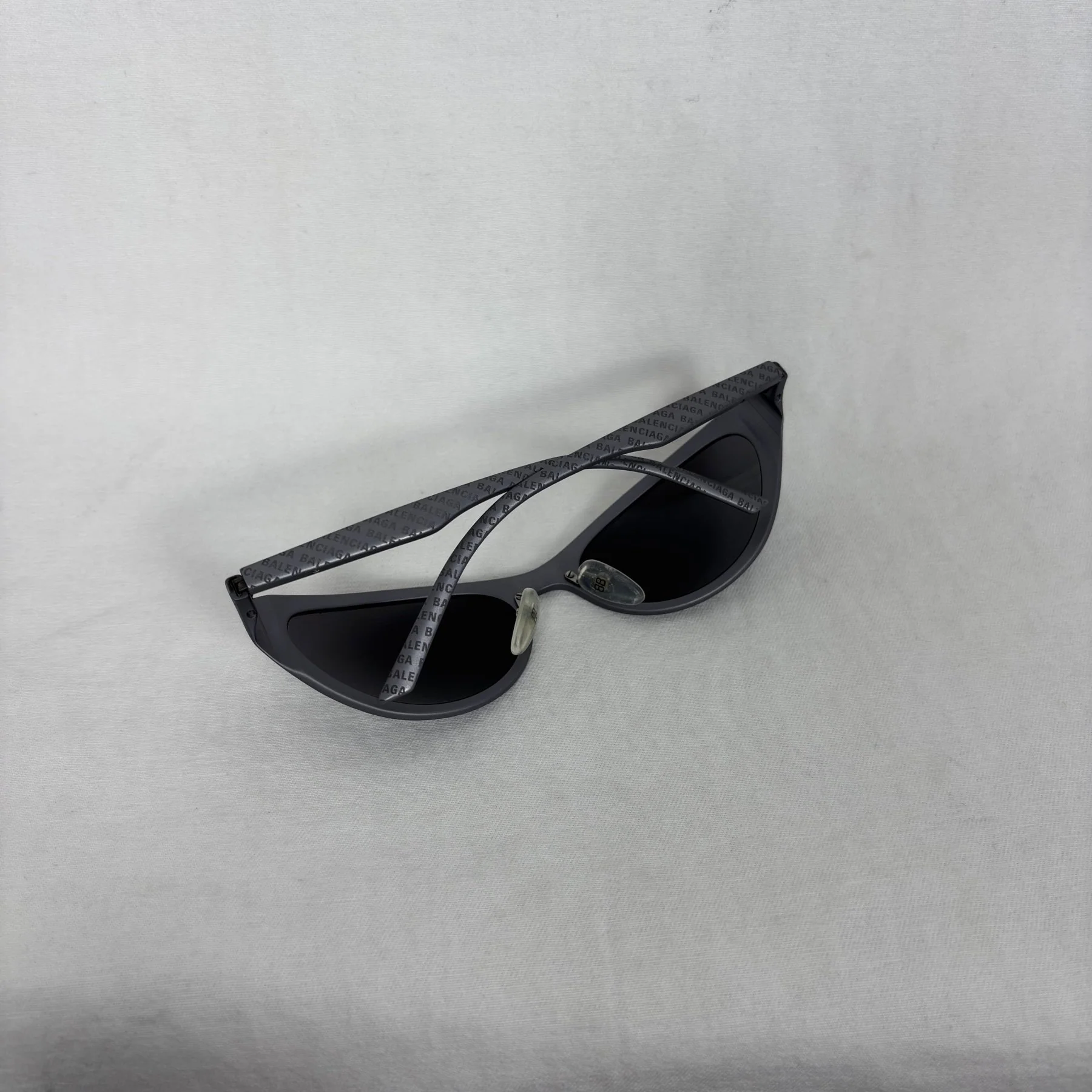 Balenciaga Logo Print Sunglasses - Image 6