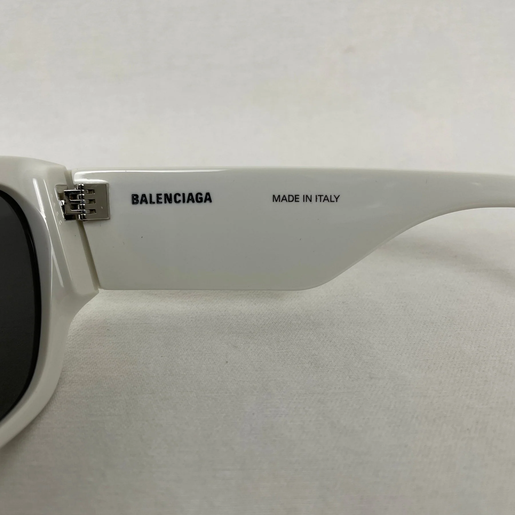 Balenciaga White Alien Sunglasses - Image 7