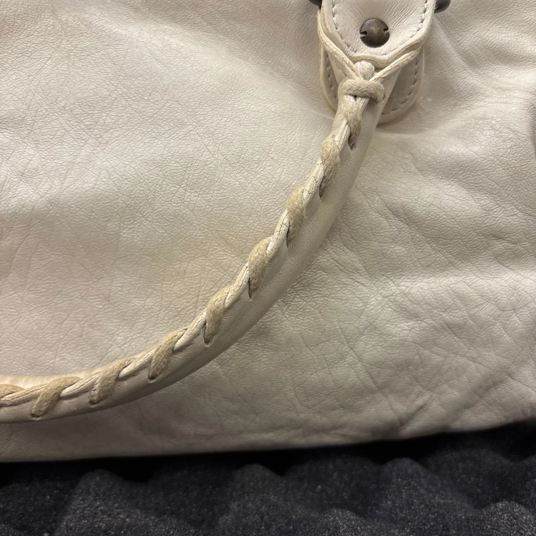 Balenciaga White Twiggy Leather Bag - Image 12