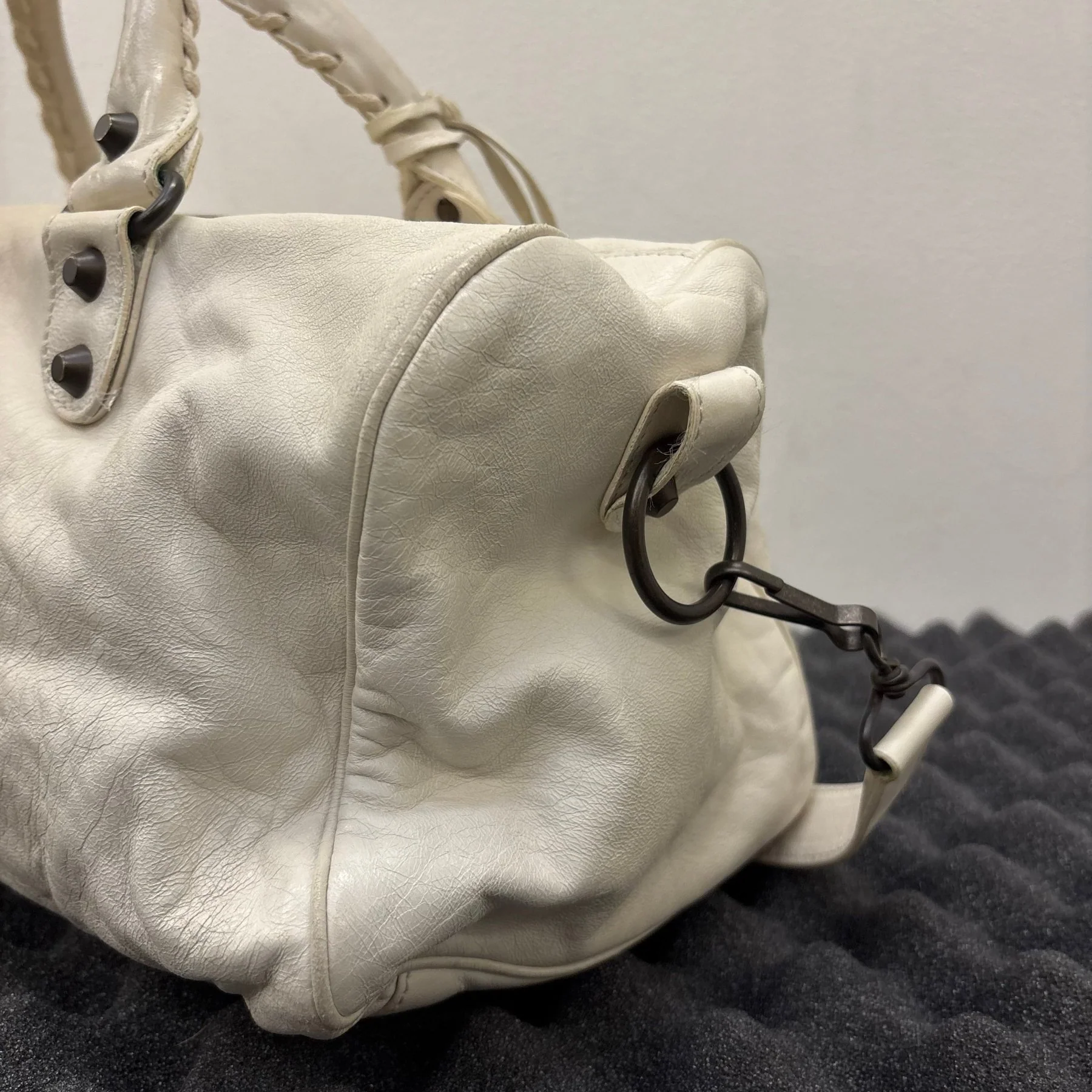 Balenciaga White Twiggy Leather Bag - Image 13