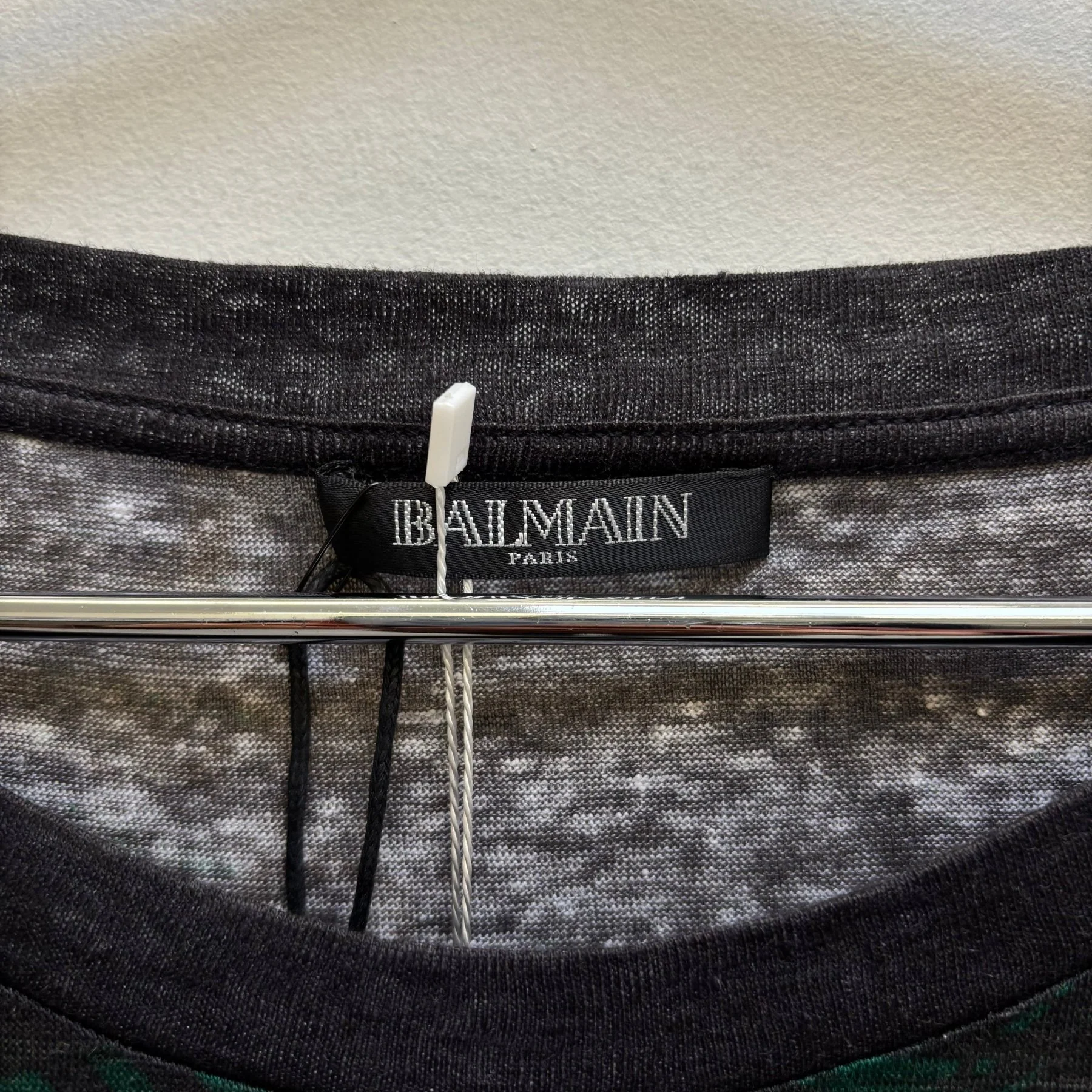 Balmain Paris Linen Graphic T-Shirt - Image 8