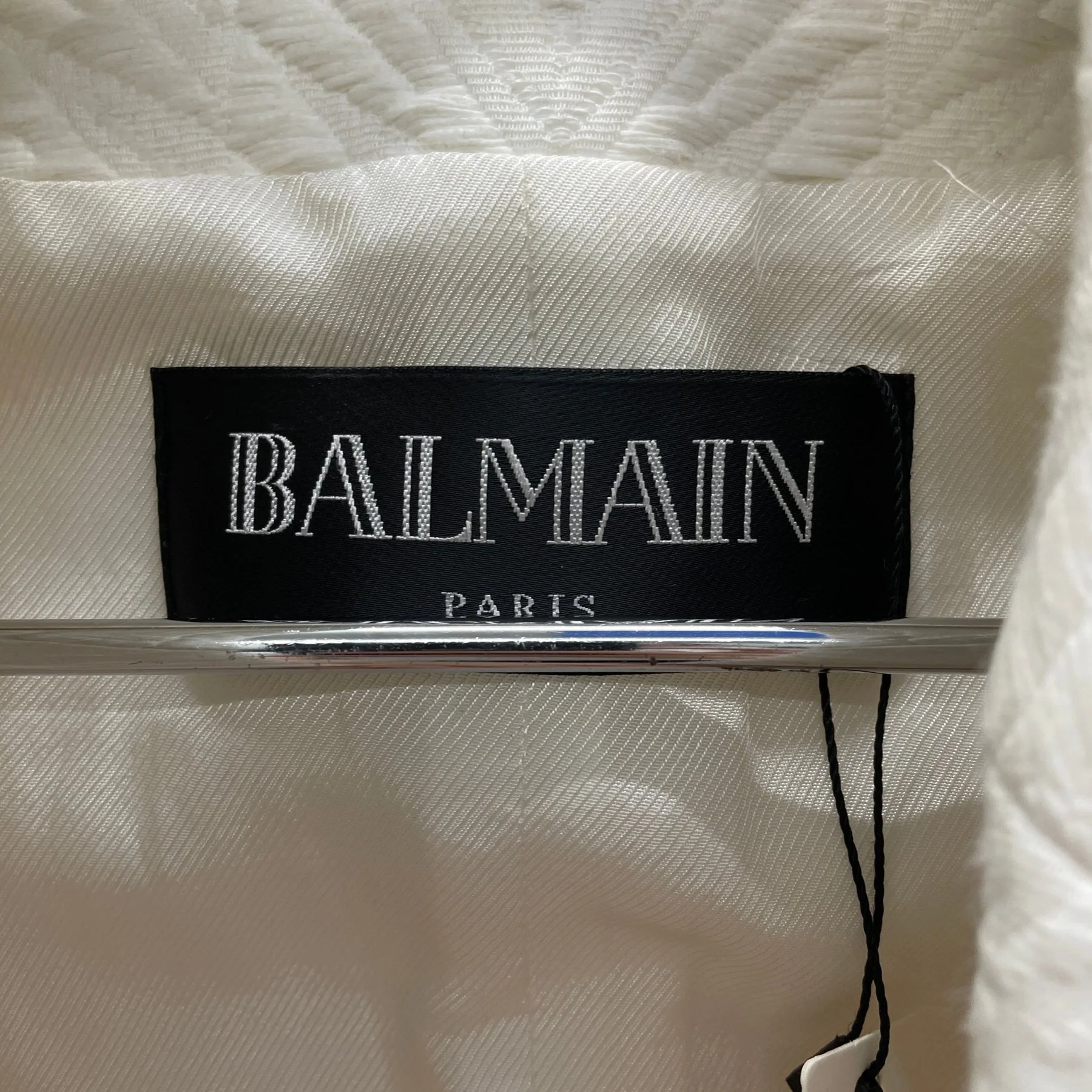 Balmain Paris Textured Embroidered White Blazer - Image 7