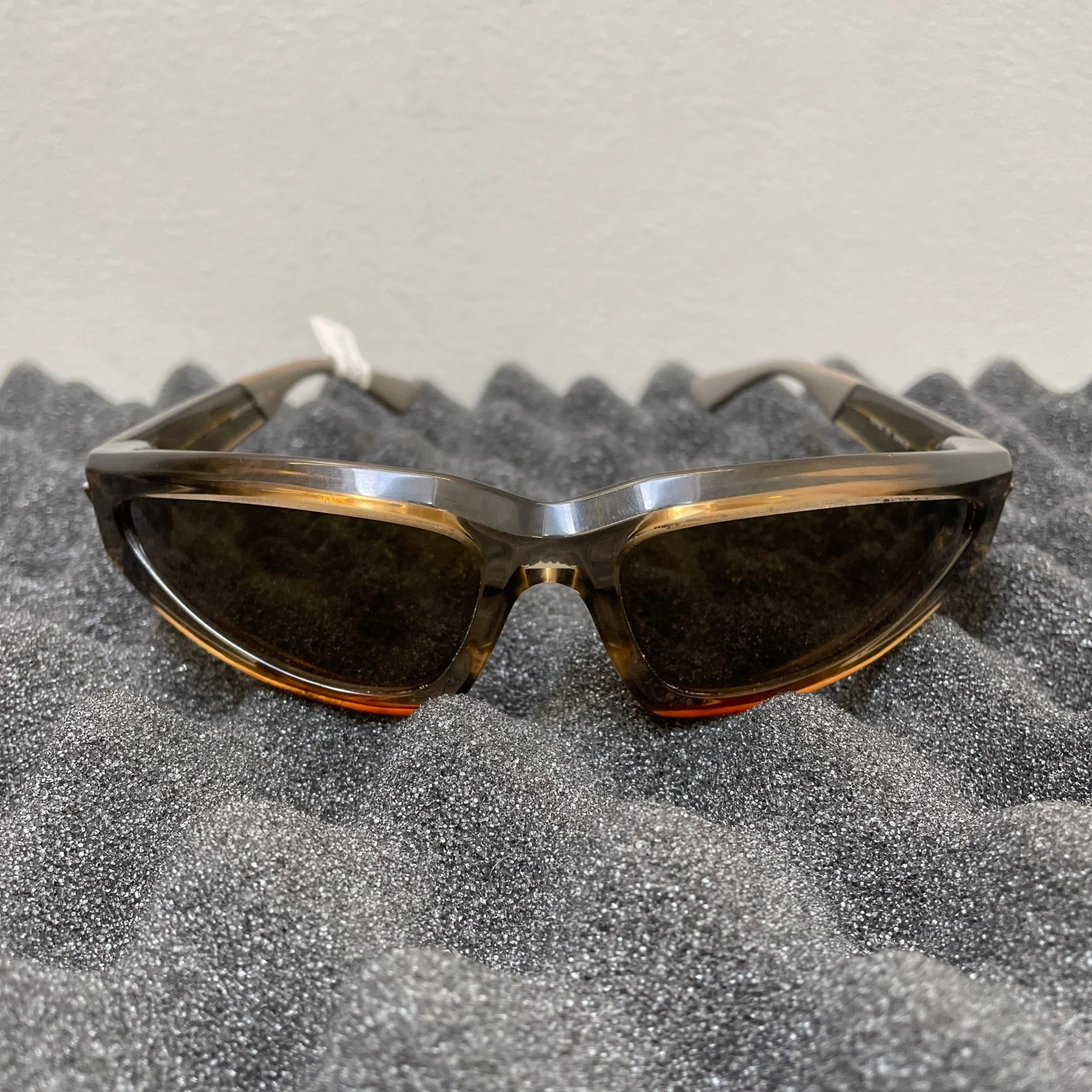 Bottega Veneta BV1118S Racer Glasses - Image 4