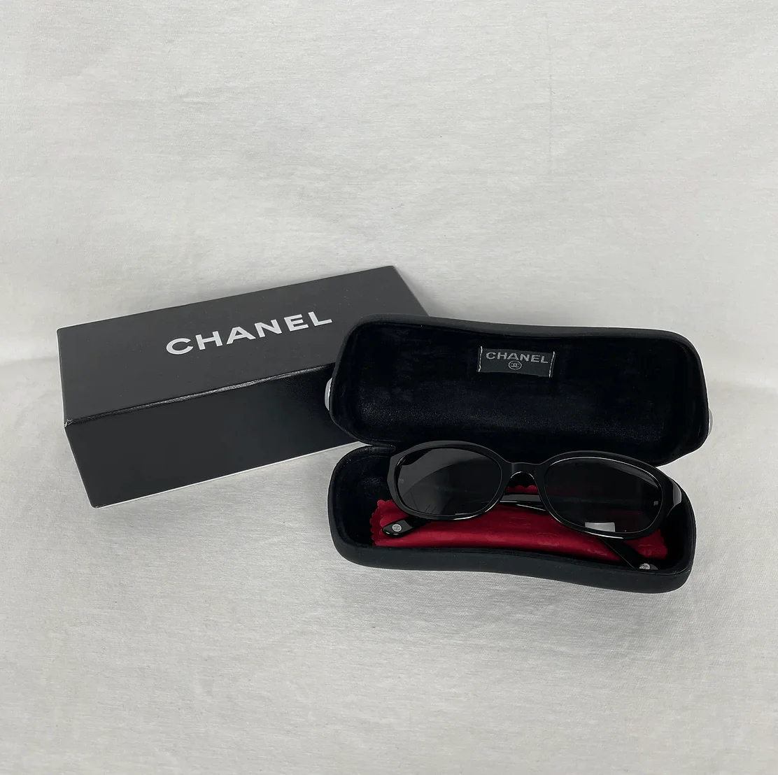 Chanel Black Sunglasses - Image 4