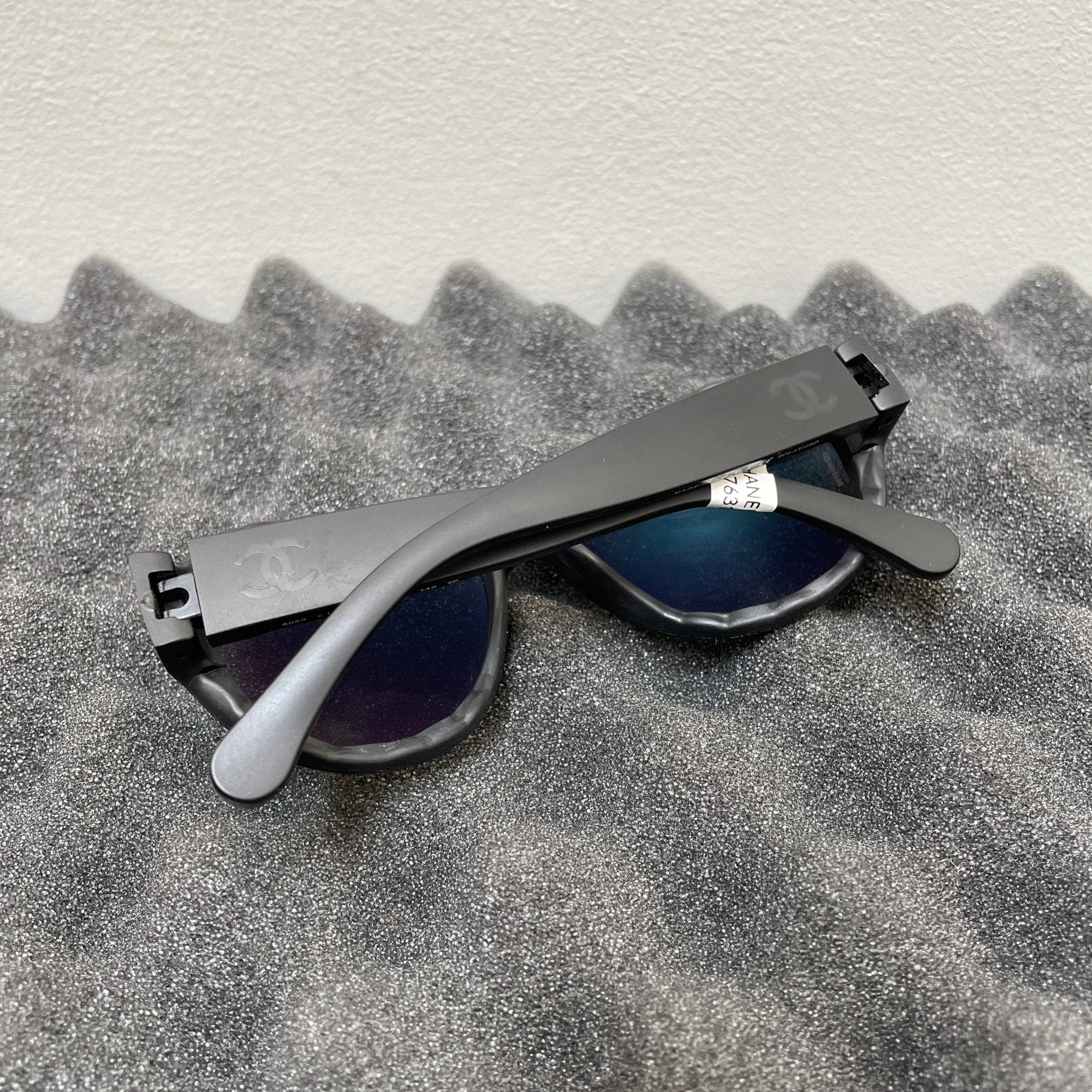 Chanel Polarized Matted Sunglasses - Image 8