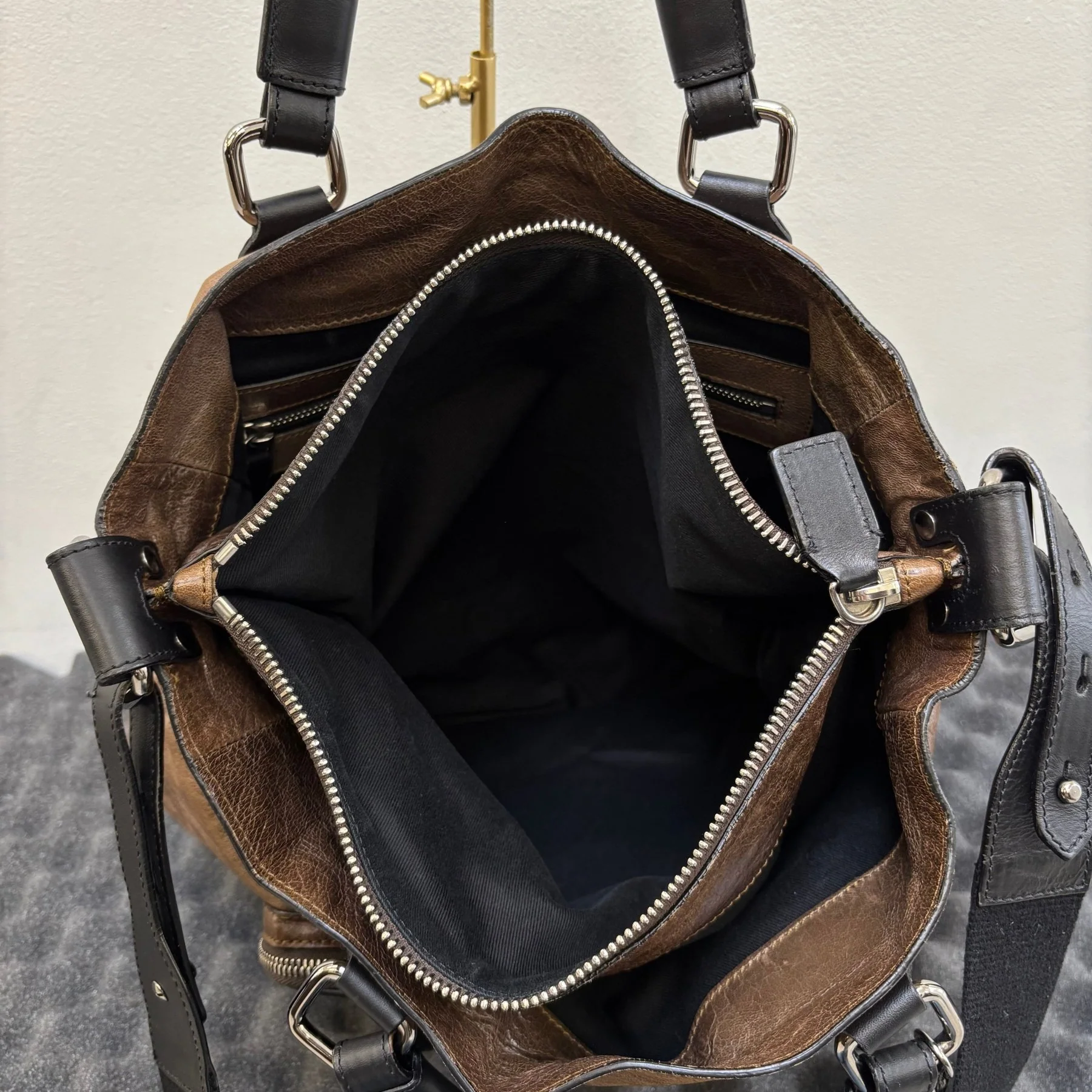 00s Chloé Leather Messenger Tote Shoulder Bag - Image 11
