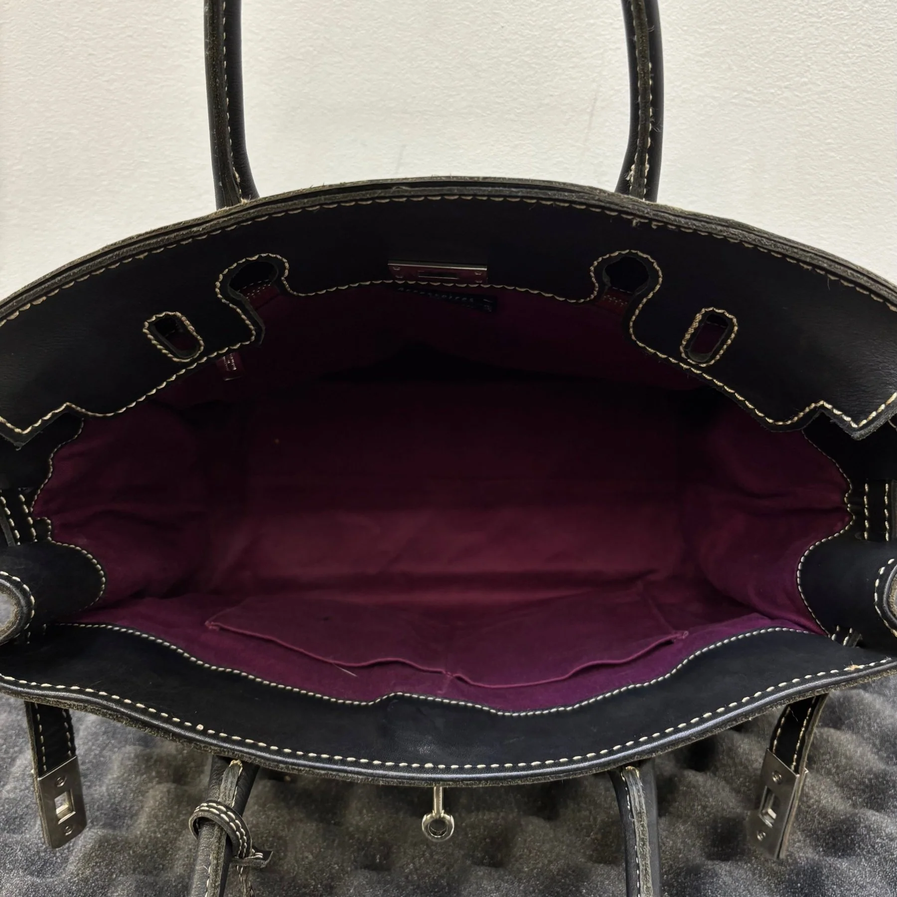 Contrast Stitching Leather Firkin Handbag - Image 14