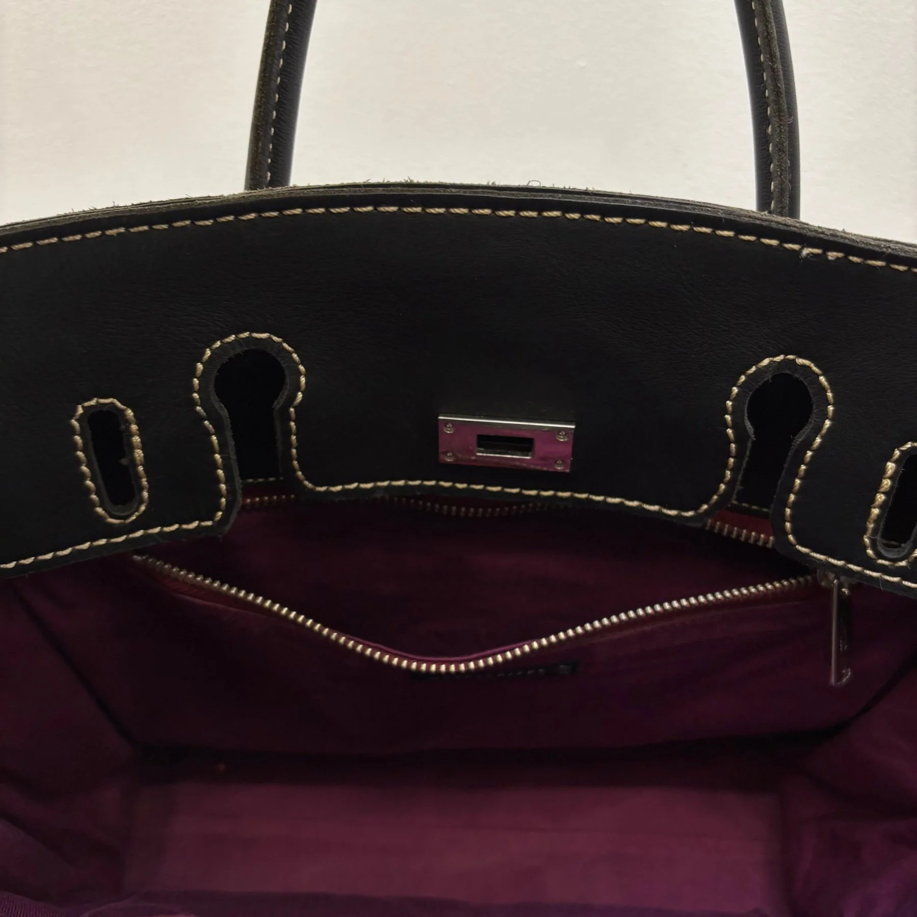 Contrast Stitching Leather Firkin Handbag - Image 16
